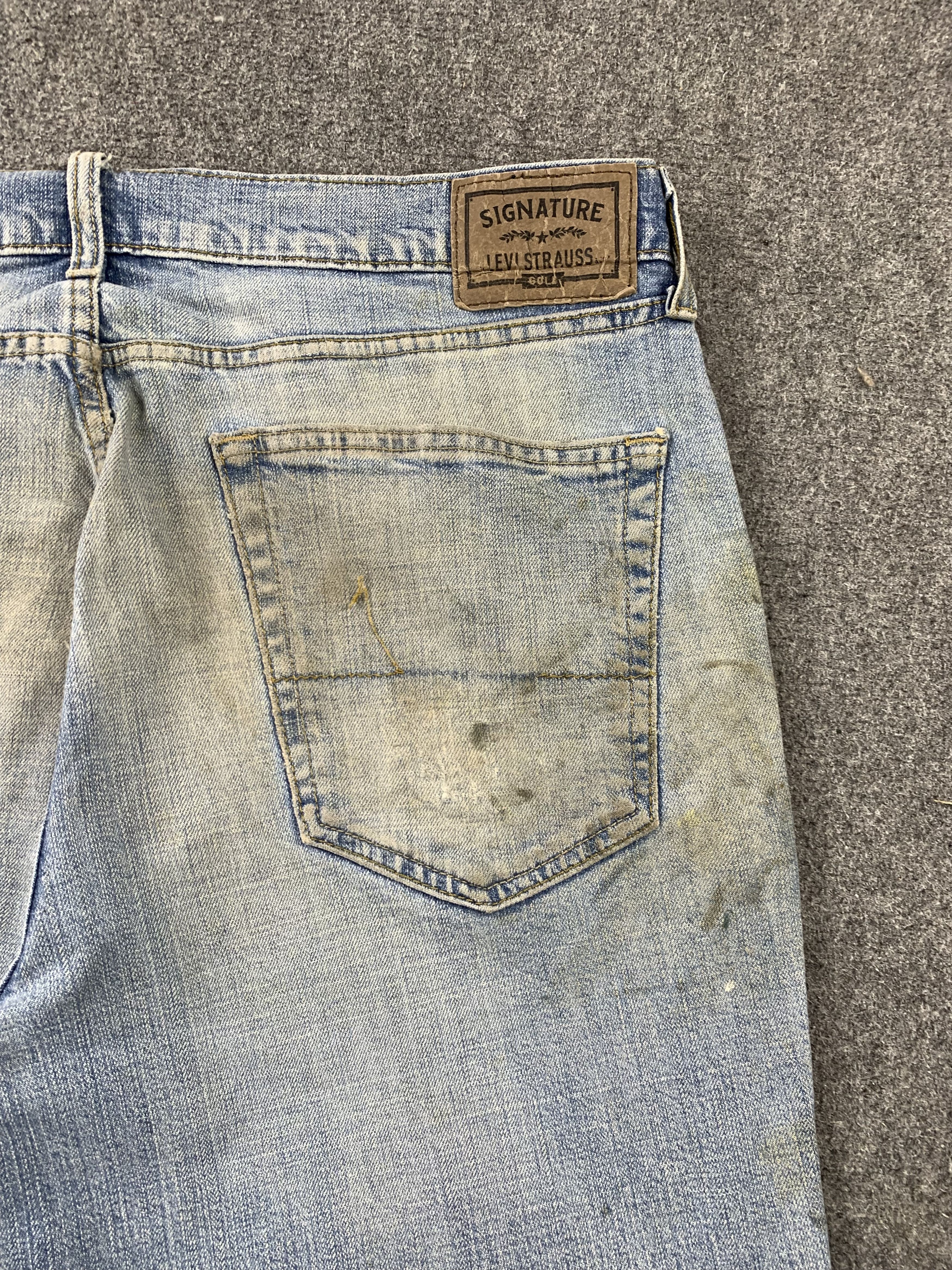 Levi's Vintage Levis Signature Faded Blue Jeans DP2181 Size US 35 - 22 Thumbnail