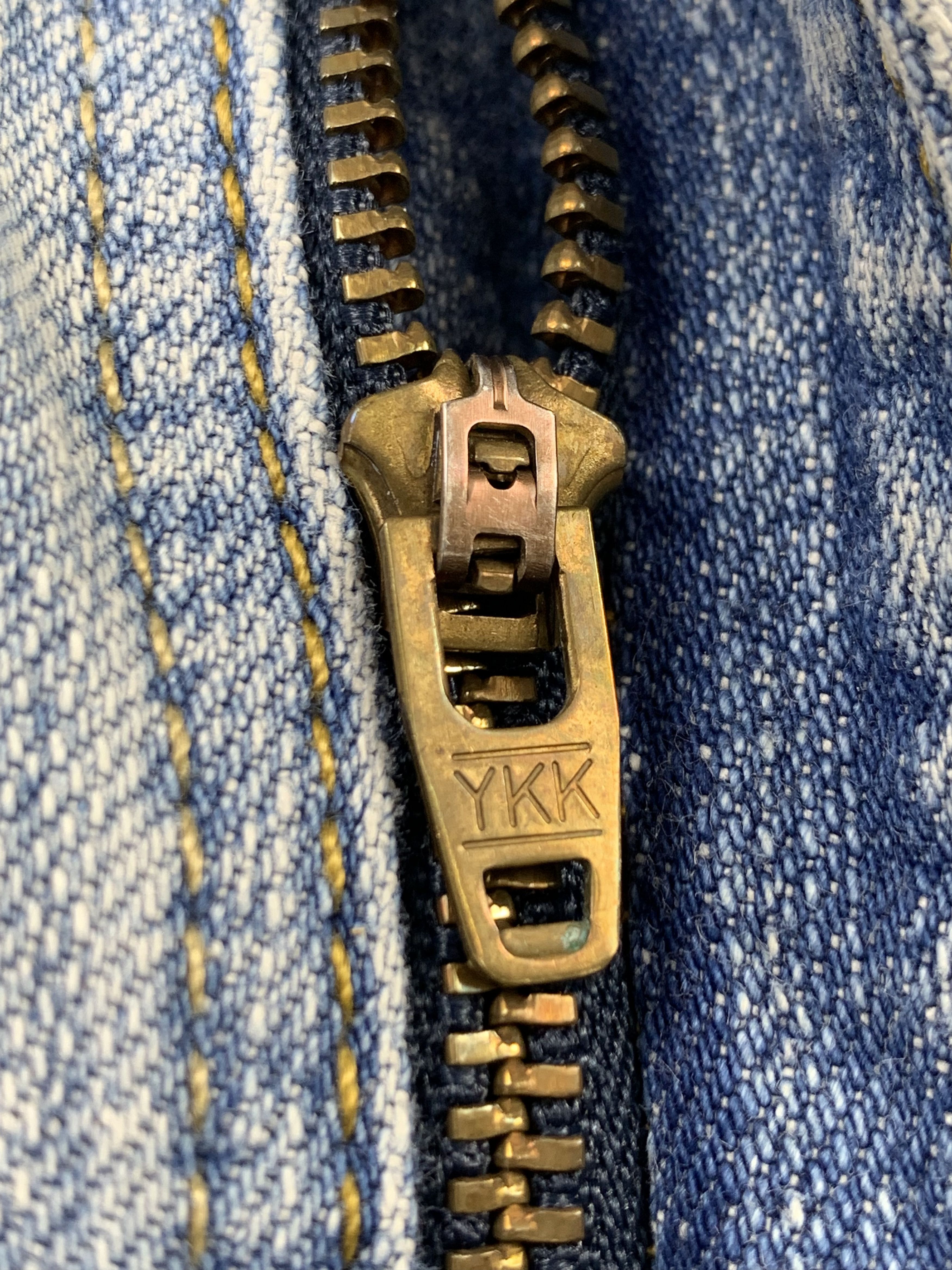 Levi's Vintage Levis Signature Faded Blue Jeans DP2181 Size US 35 - 14 Thumbnail