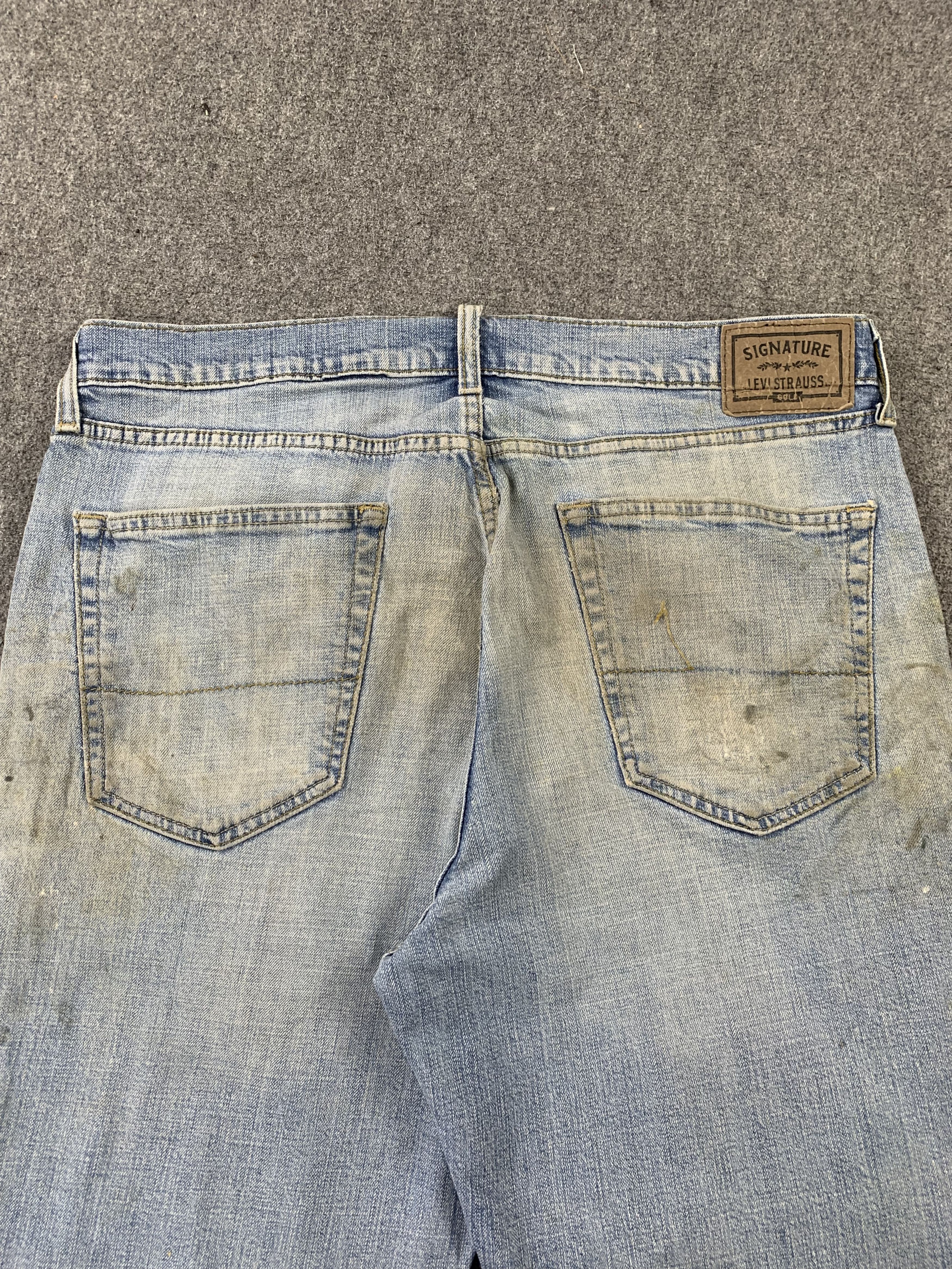 Levi's Vintage Levis Signature Faded Blue Jeans DP2181 Size US 35 - 4 Thumbnail