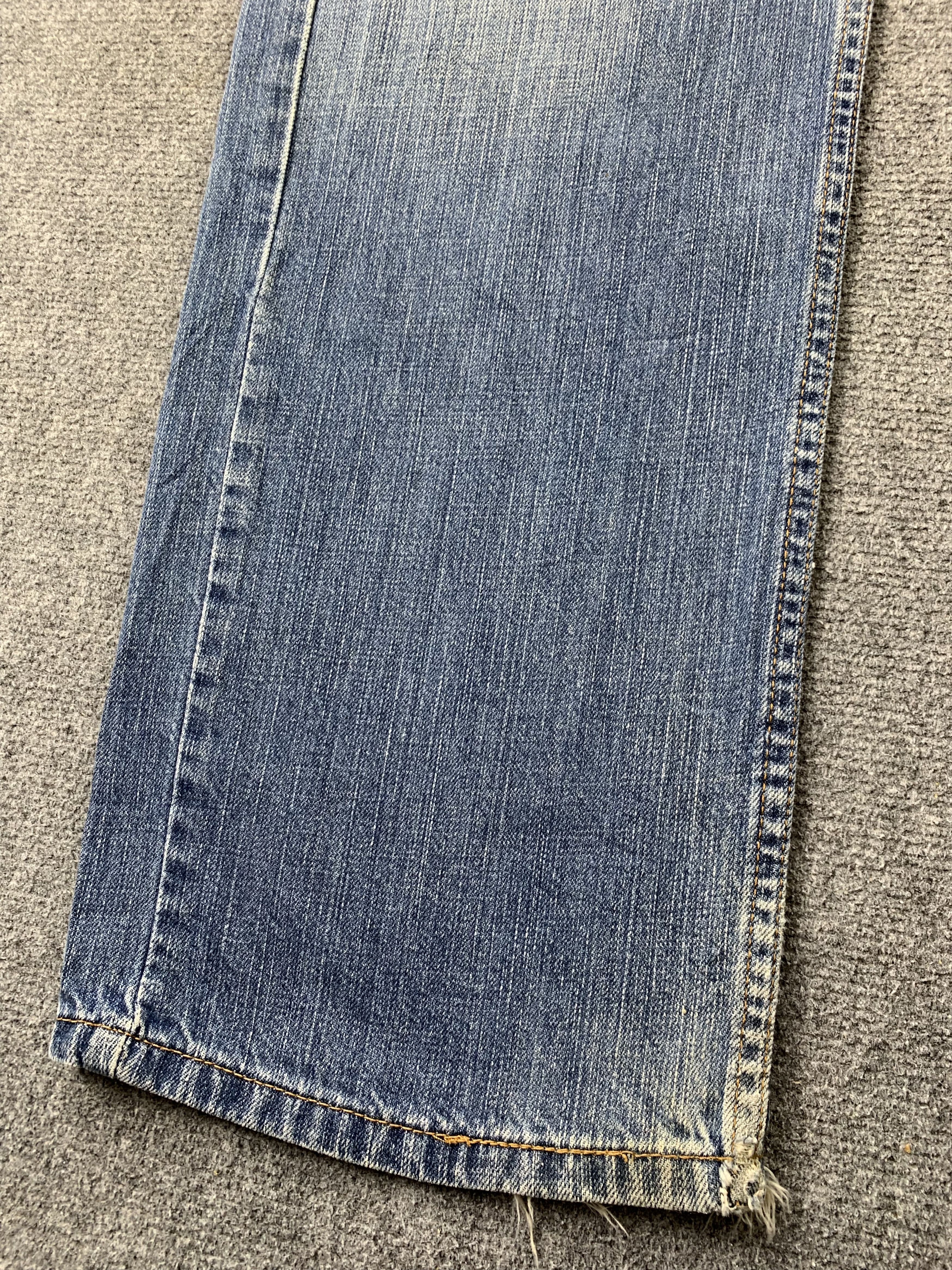 Levi's Vintage Levis 559 Faded Blue Jeans DP2183 Size US 39 - 16 Thumbnail