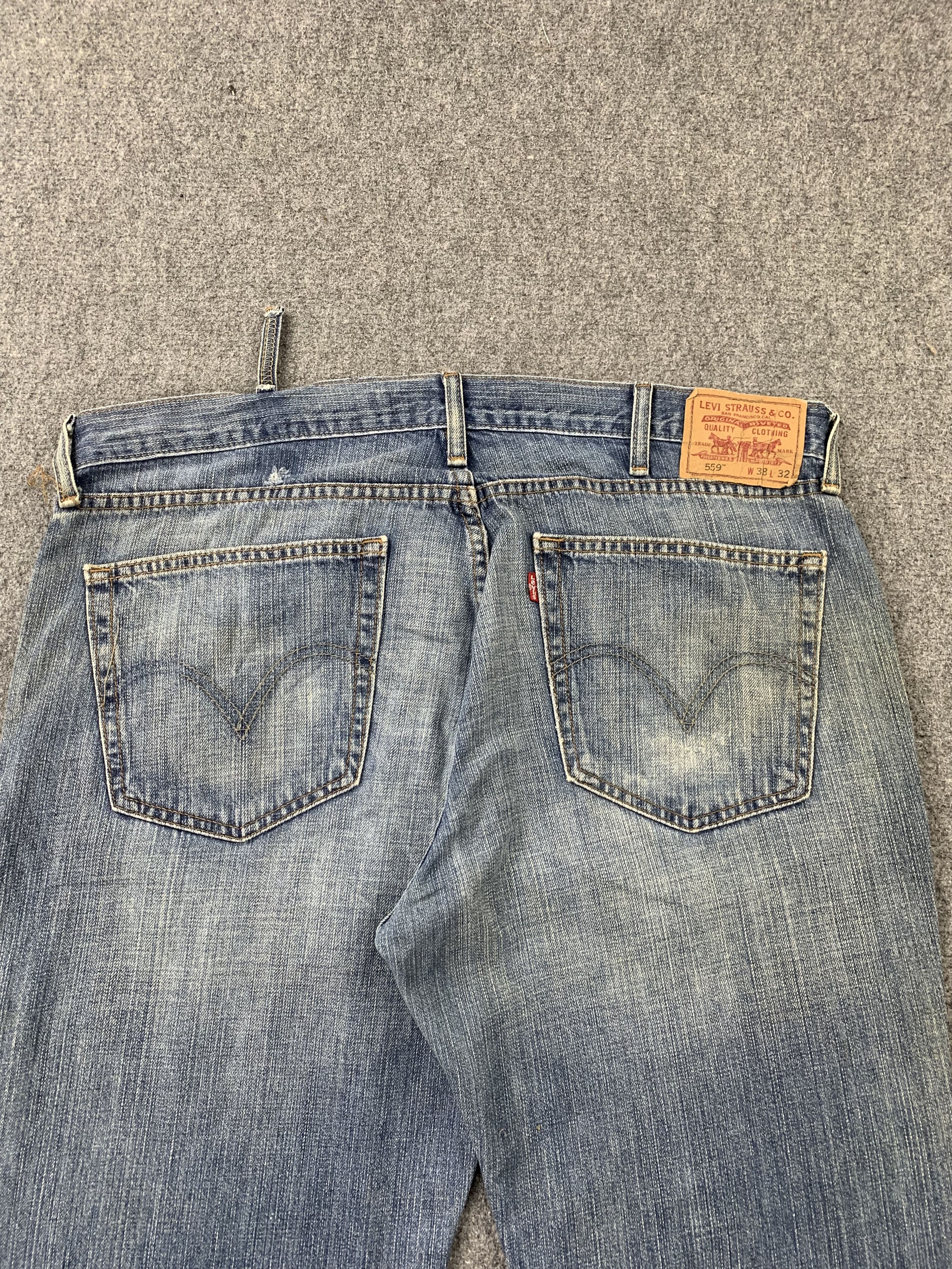 Levi's Vintage Levis 559 Faded Blue Jeans DP2183 Size US 39 - 4 Thumbnail