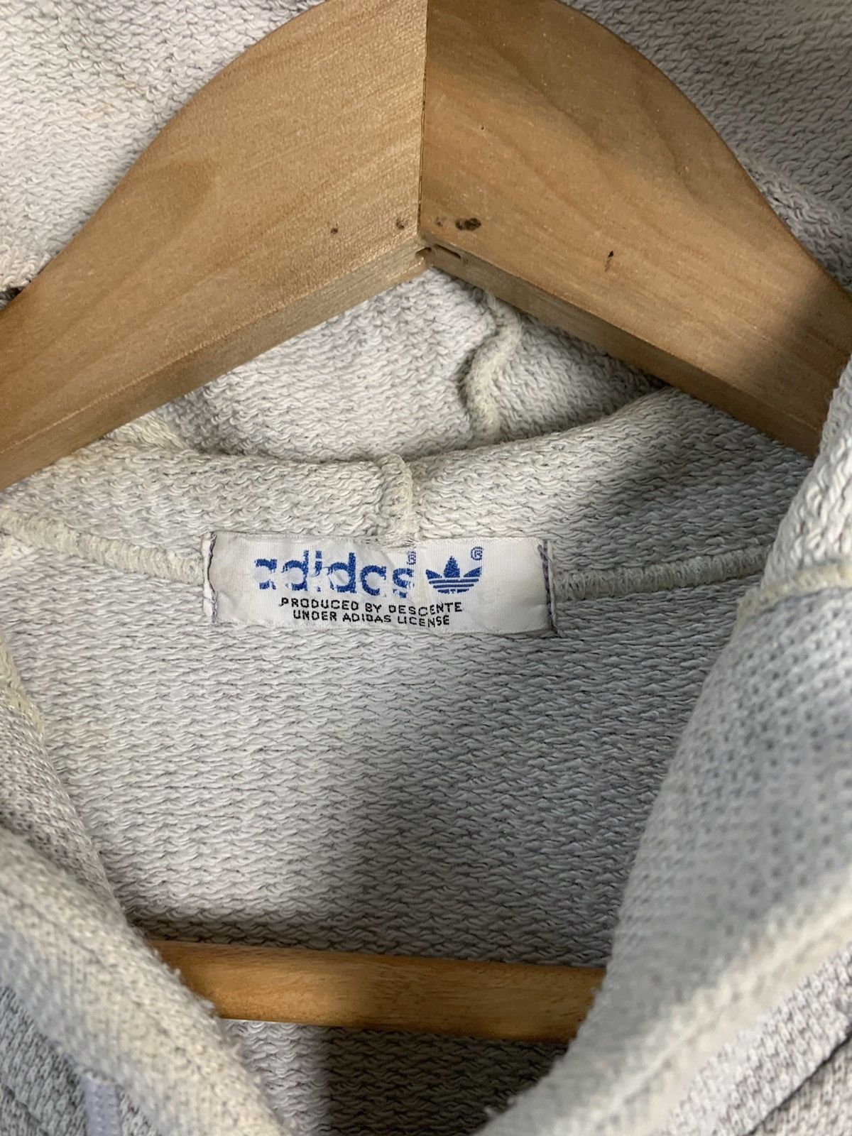 Adidas Vintage Adidas 3 Stripe Small Logo Zipper Hoodie Size US M / EU 48-50 / 2 - 7 Thumbnail