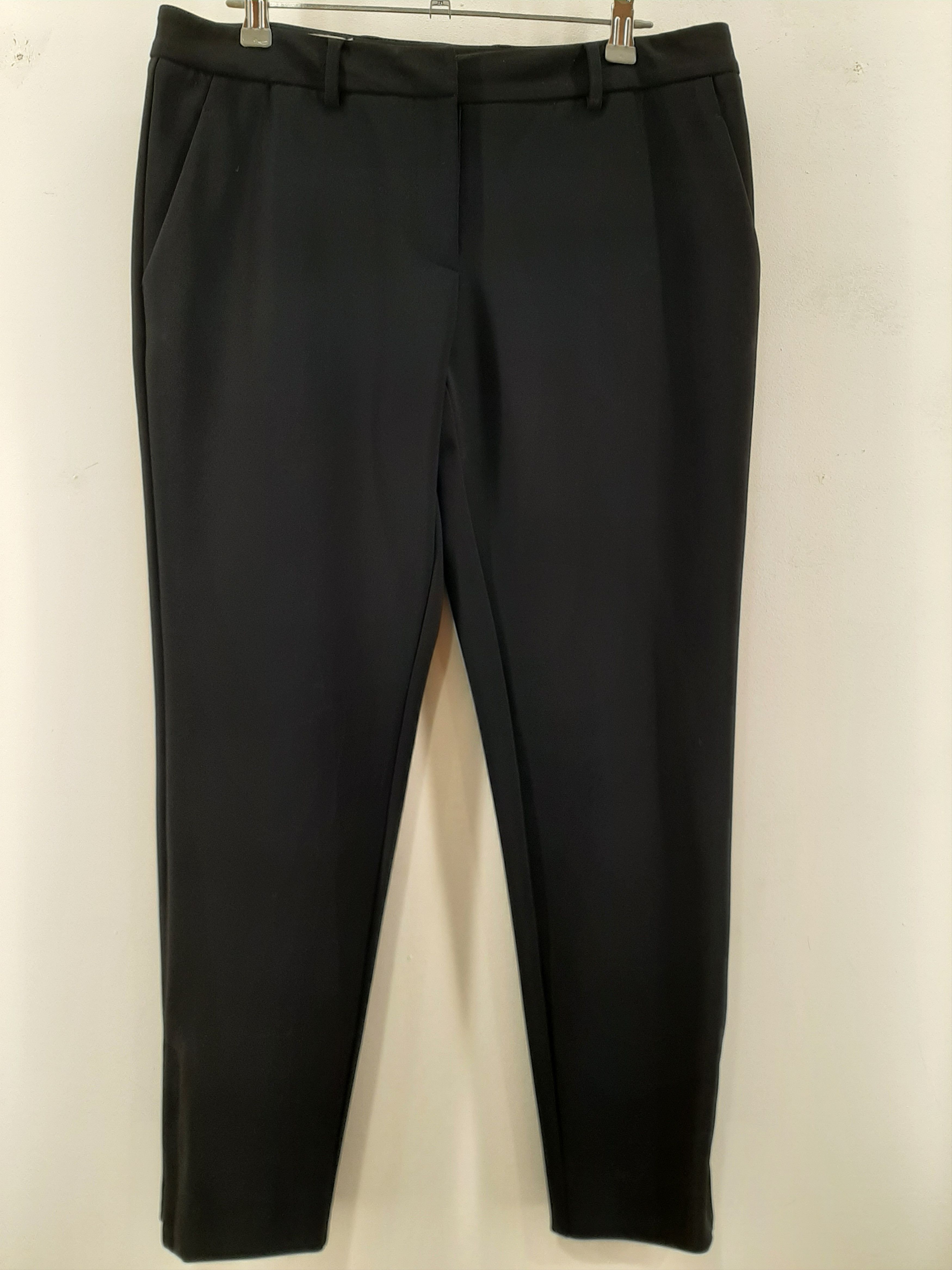 パンツ MAISON MARGIELA Women Straight Pants S51LA0051S30743965 Blac Maison Margiela Black Straight Leg Trousers | ModeSens