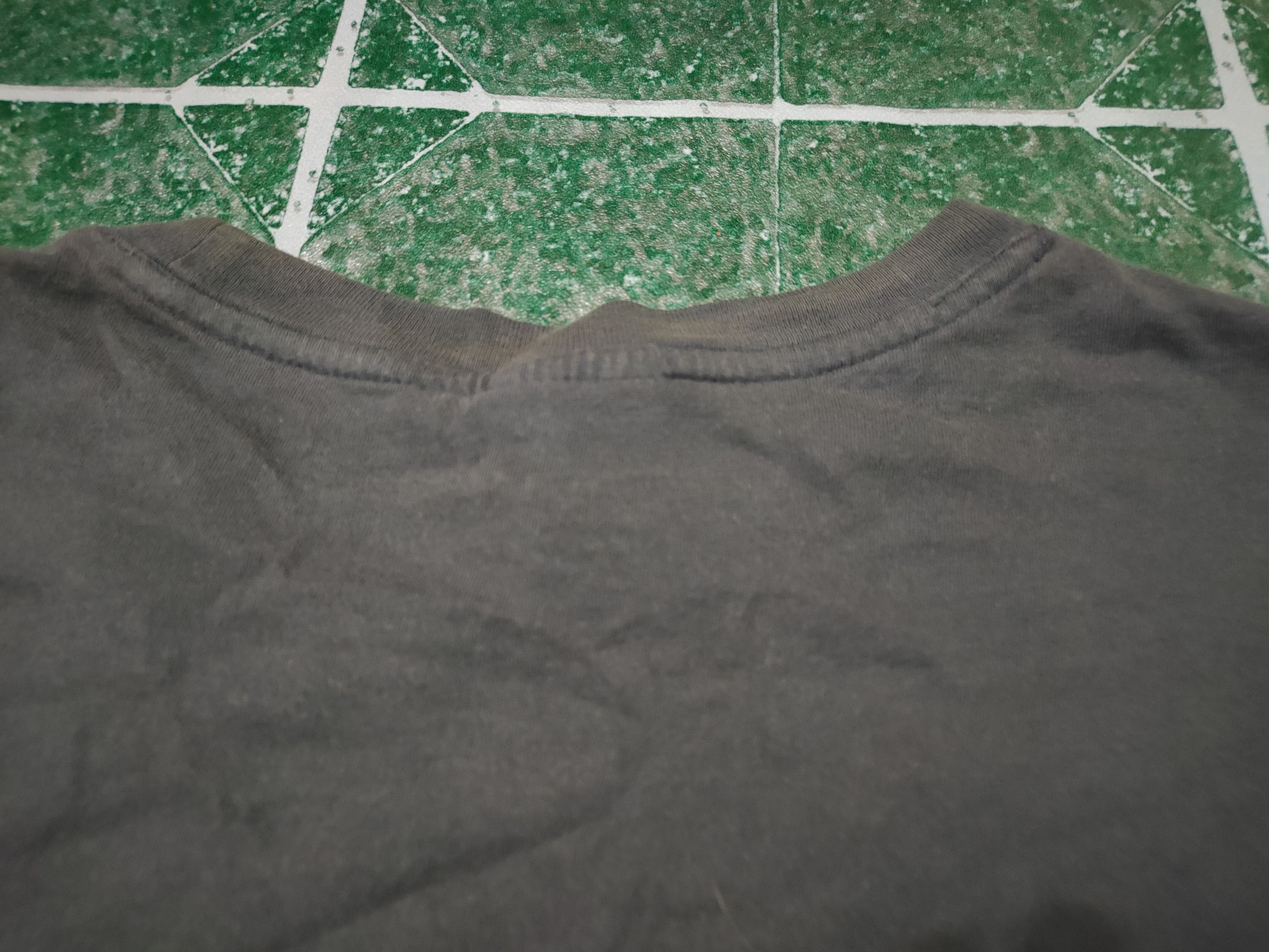 Band Tees Distressed Thrashed Van Halen Sun faded t shirt Size US L / EU 52-54 / 3 - 8 Thumbnail