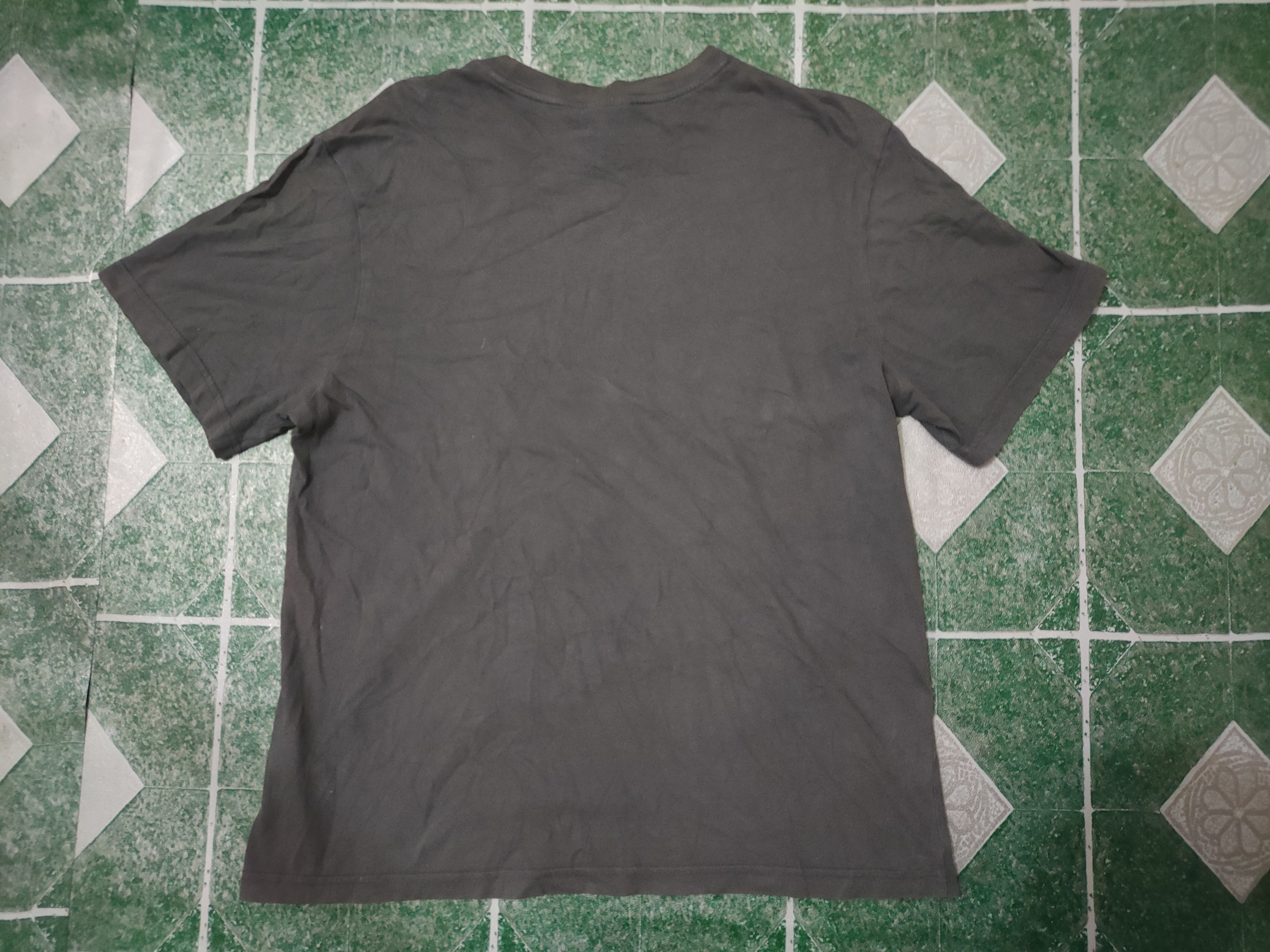 Band Tees Distressed Thrashed Van Halen Sun faded t shirt Size US L / EU 52-54 / 3 - 7 Thumbnail