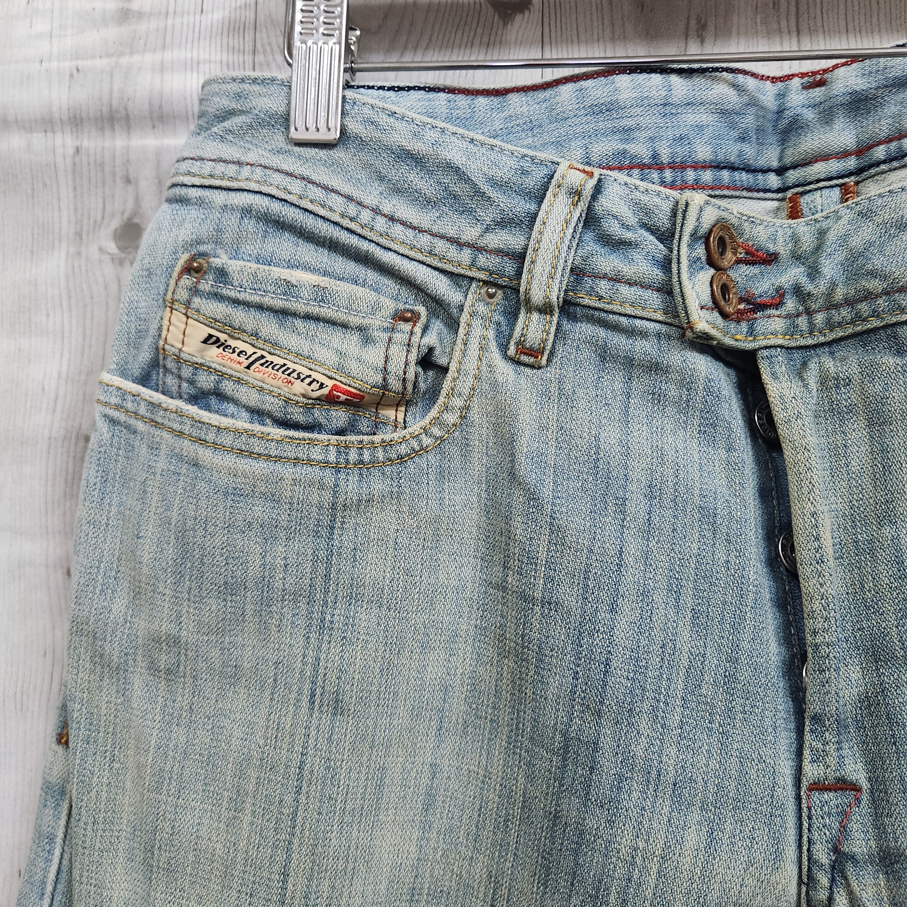 Diesel × Vintage Mudwash Diesel Vintage Two Buttons Jeans Italy Size US 31 - 18 Thumbnail