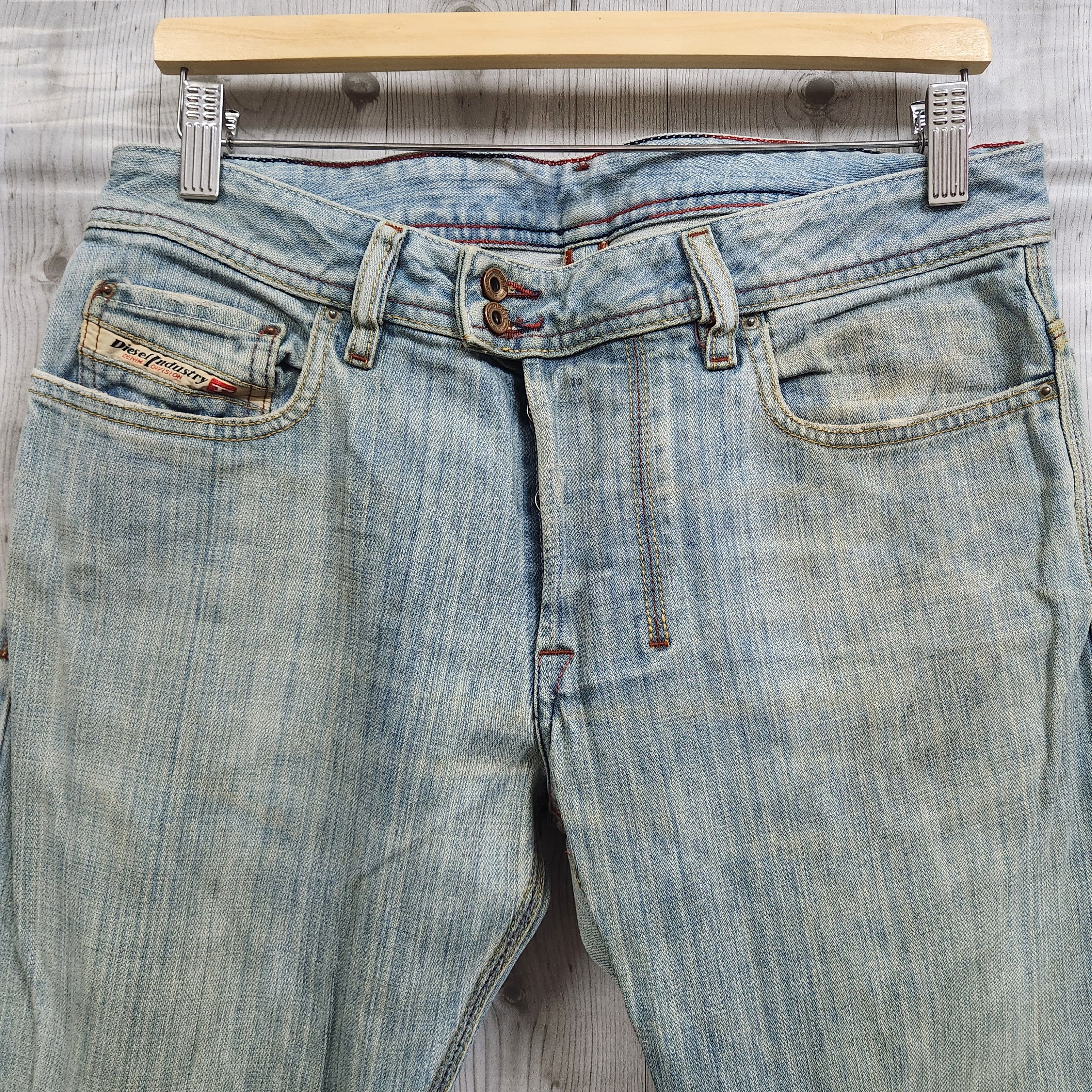 Diesel × Vintage Mudwash Diesel Vintage Two Buttons Jeans Italy Size US 31 - 19 Thumbnail