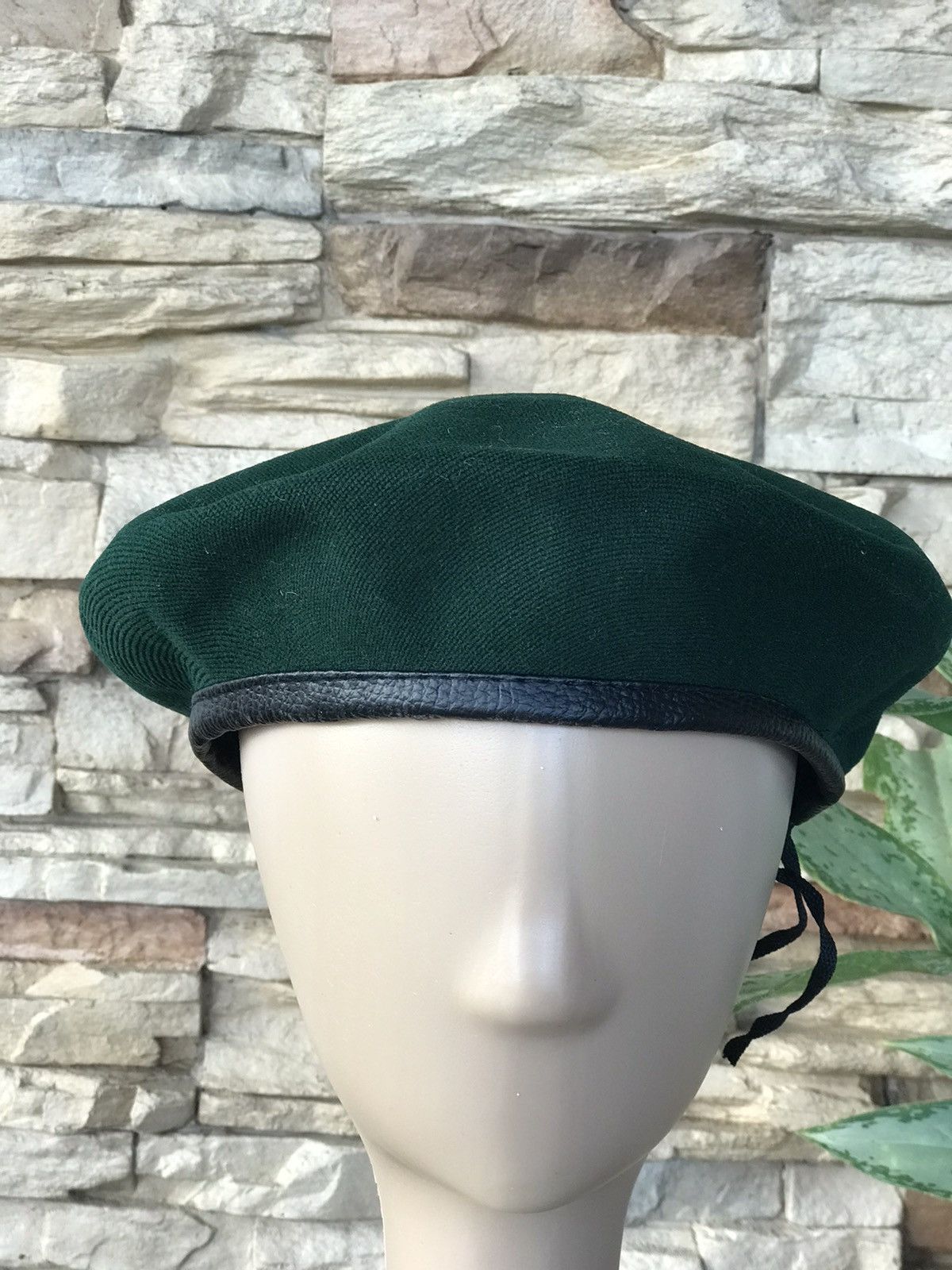 Vintage Top Beret K England Wool Hat Cap Size ONE SIZE - 1 Thumbnail
