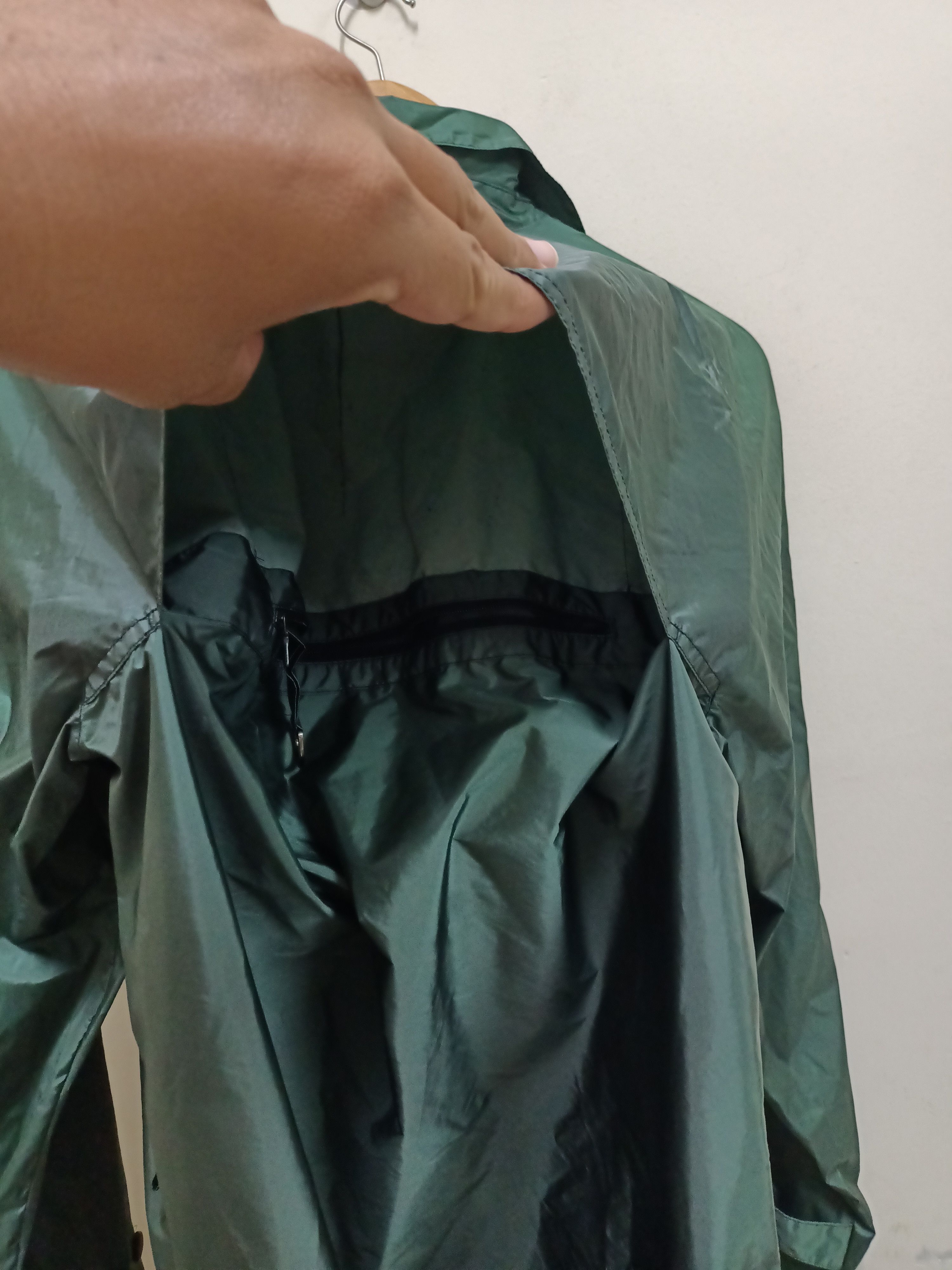 Prada Prada Made in Italy Raincoats Nylon Parkas Size US M / EU 48-50 / 2 - 7 Thumbnail