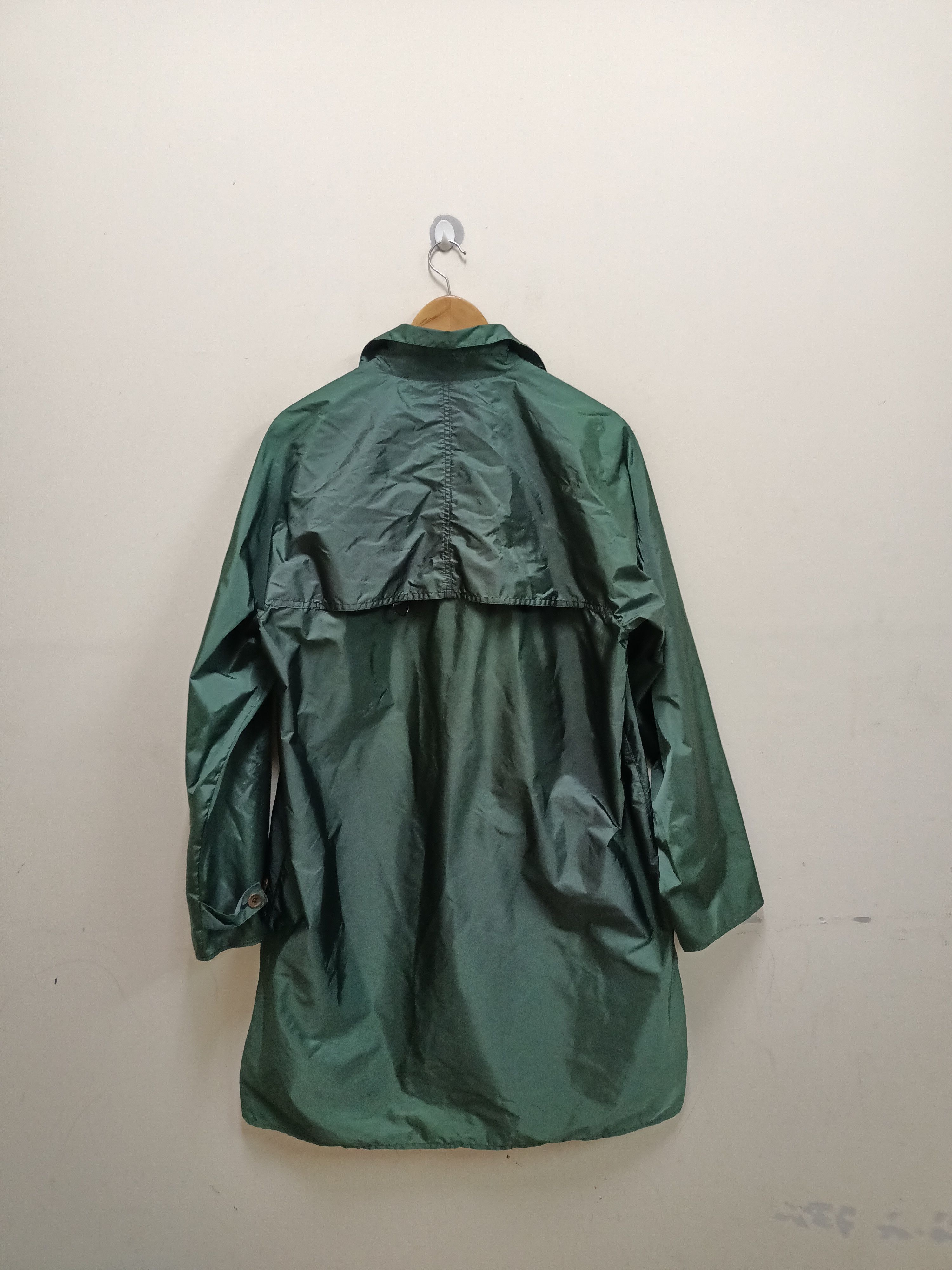 Prada Prada Made in Italy Raincoats Nylon Parkas Size US M / EU 48-50 / 2 - 2 Thumbnail