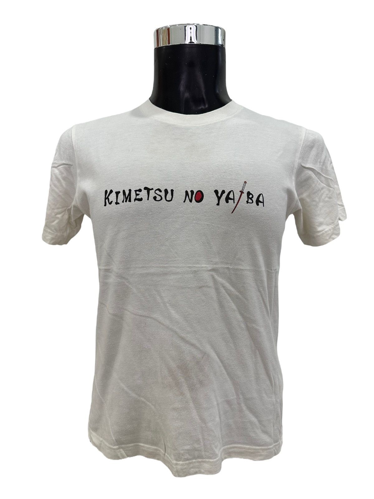 KIMETSU NO YAIBA X UNIQLO TEE