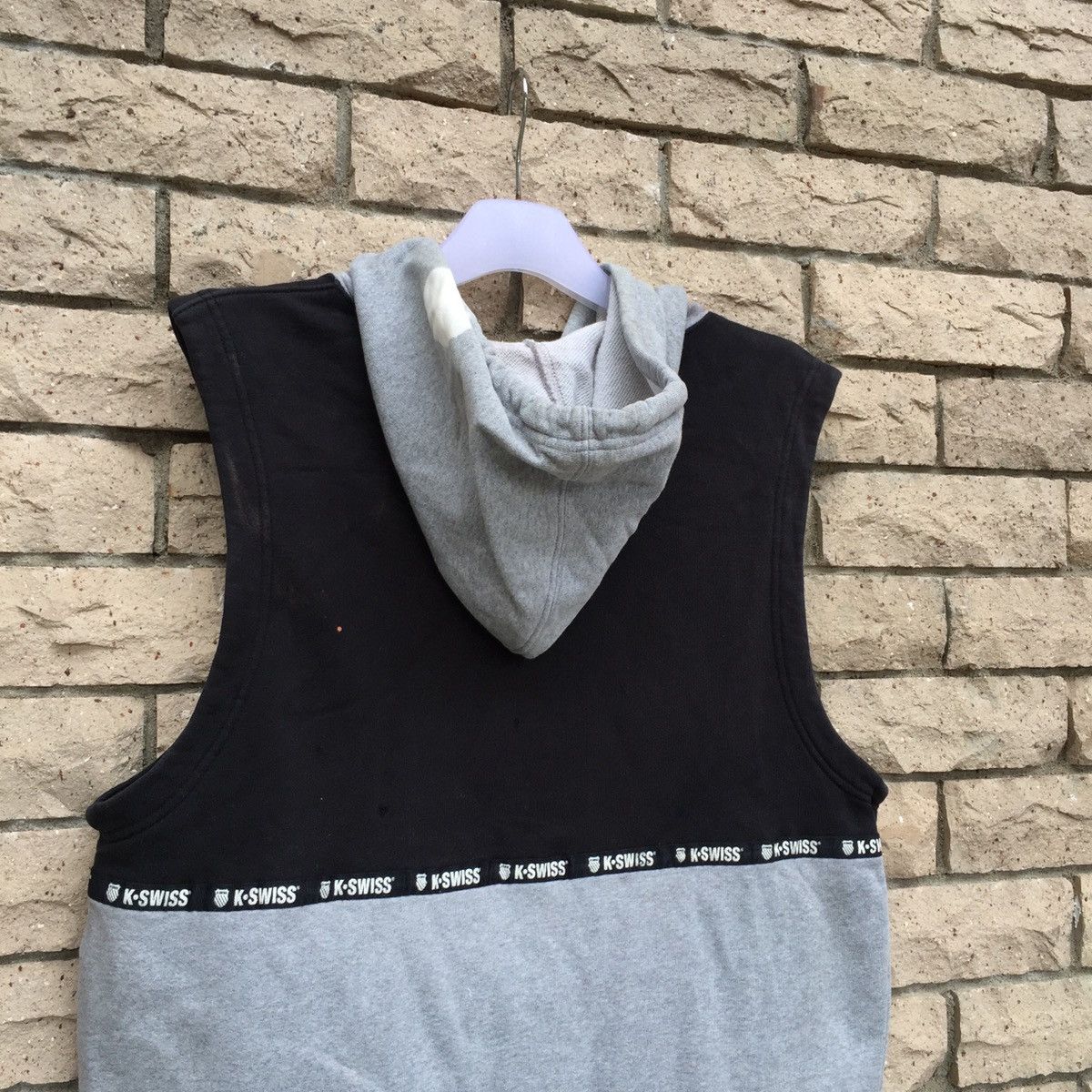 K-Swiss × Vintage K SWISS hoodie sleeveless spell out small logo.. tank top Size US M / EU 48-50 / 2 - 8 Thumbnail