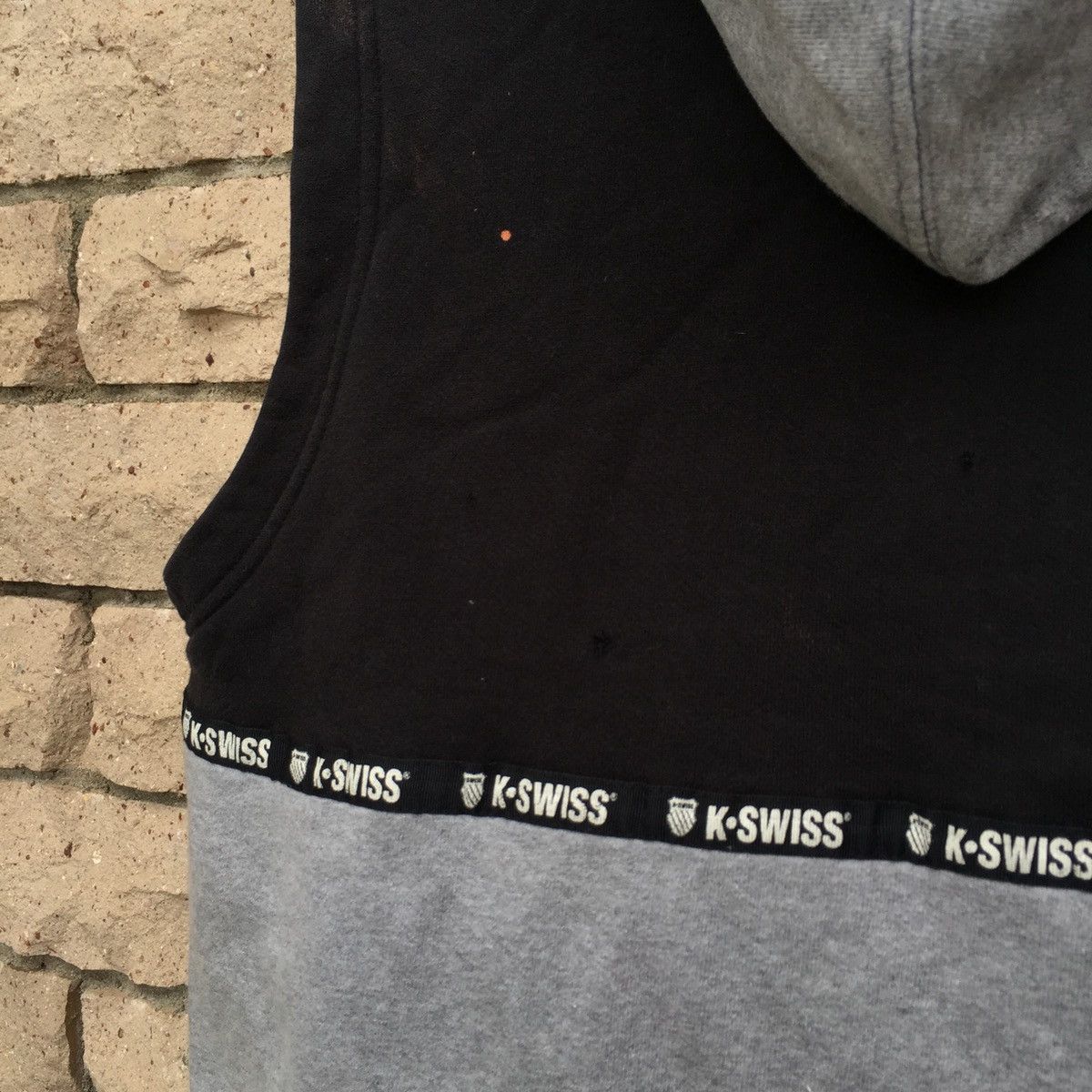 K-Swiss × Vintage K SWISS hoodie sleeveless spell out small logo.. tank top Size US M / EU 48-50 / 2 - 10 Thumbnail