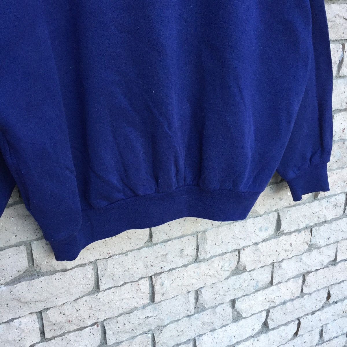 Vintage TORONTO CANADA sweatshirt spell out embroidered small logo.. Size US XL / EU 56 / 4 - 8 Thumbnail