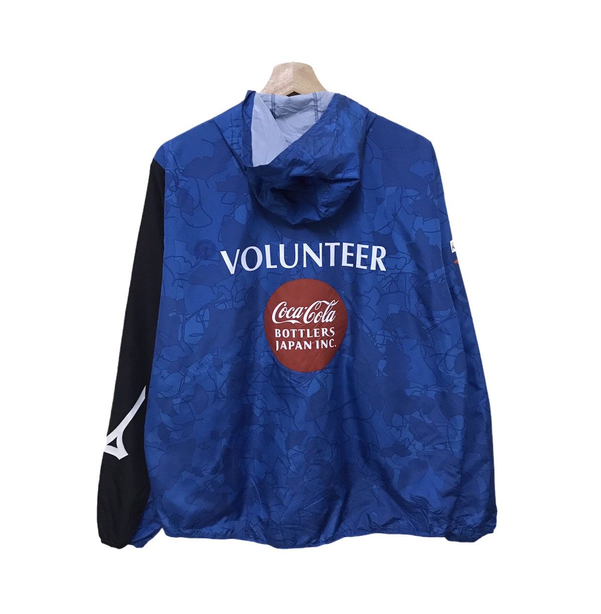 Coca Cola × Japanese Brand × Mizuno Mizuno X Coca Cola Big Logo Osaka Japan Marathon Size US M / EU 48-50 / 2 - 1 Thumbnail