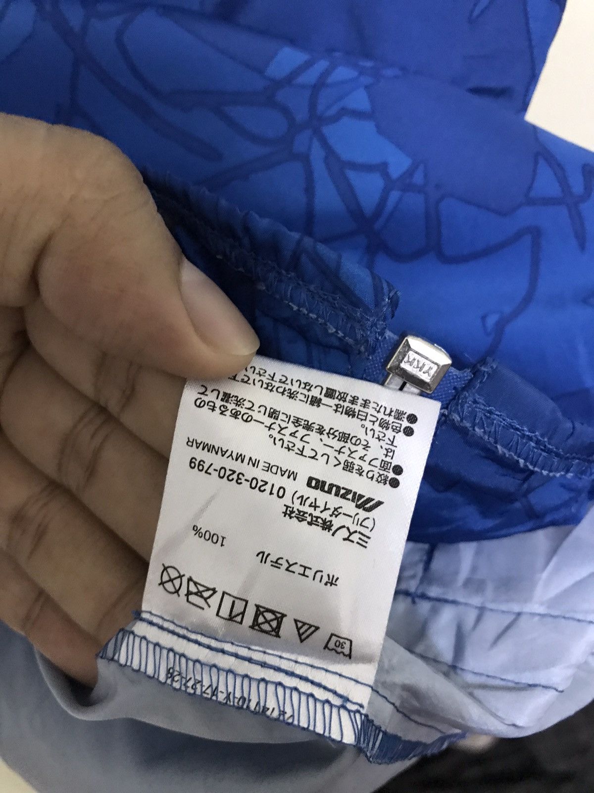 Coca Cola × Japanese Brand × Mizuno Mizuno X Coca Cola Big Logo Osaka Japan Marathon Size US M / EU 48-50 / 2 - 9 Thumbnail