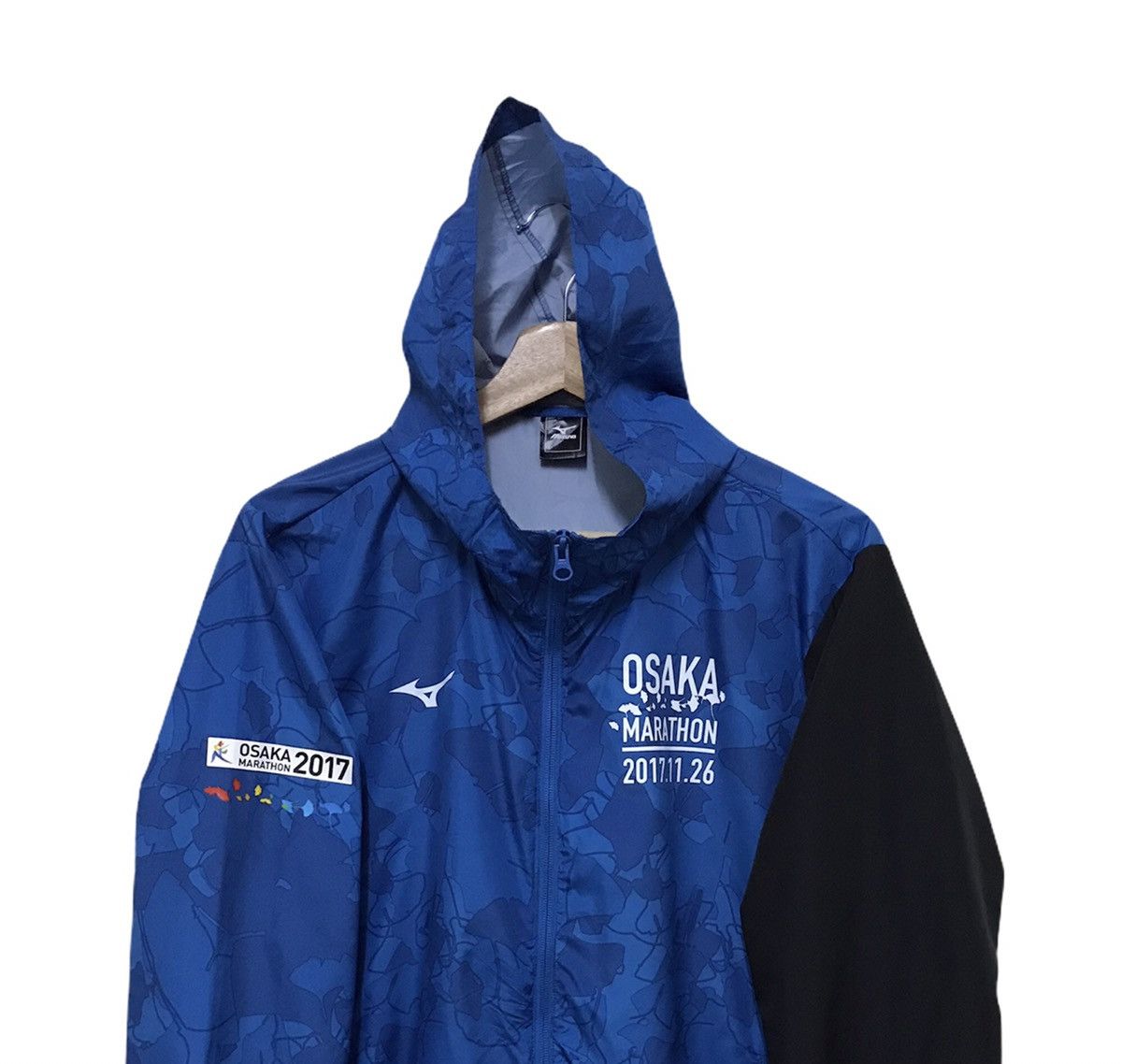 Coca Cola × Japanese Brand × Mizuno Mizuno X Coca Cola Big Logo Osaka Japan Marathon Size US M / EU 48-50 / 2 - 4 Thumbnail