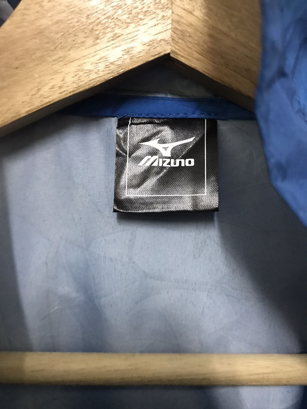 Coca Cola × Japanese Brand × Mizuno Mizuno X Coca Cola Big Logo Osaka Japan Marathon Size US M / EU 48-50 / 2 - 8 Thumbnail