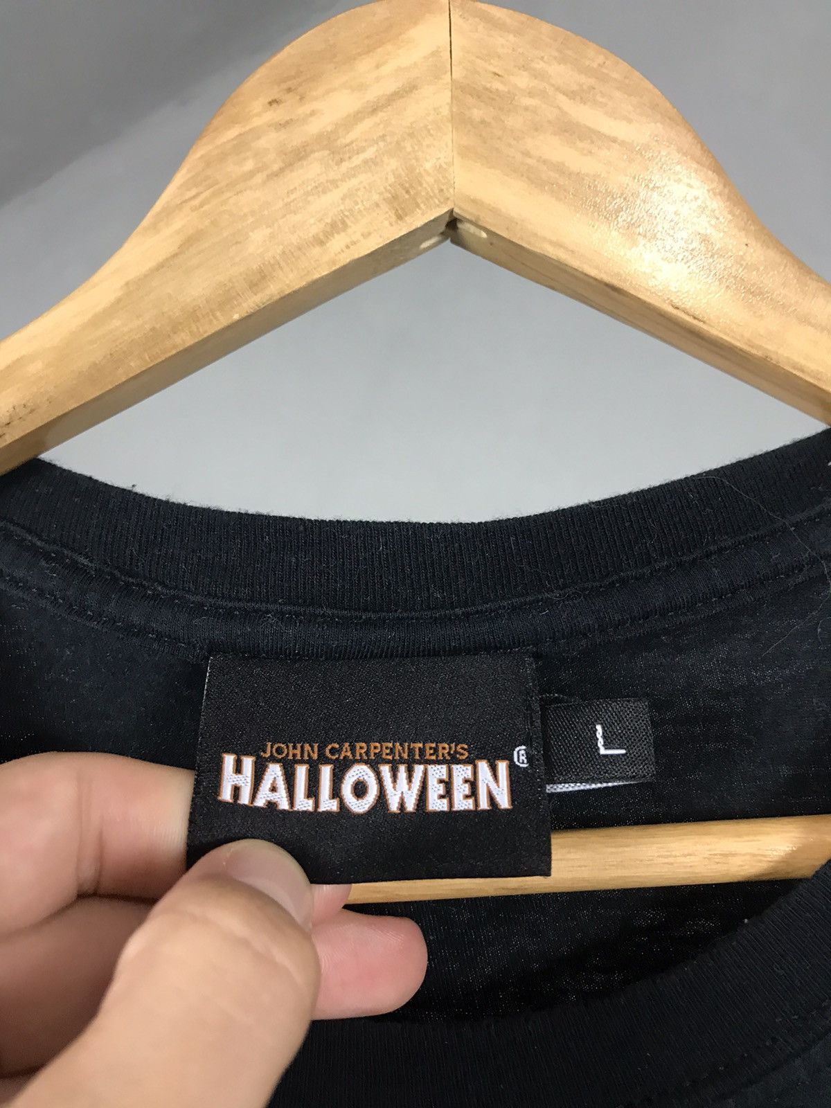 Other John Carpenters Halloween movie tee Size US L / EU 52-54 / 3 - 4 Thumbnail