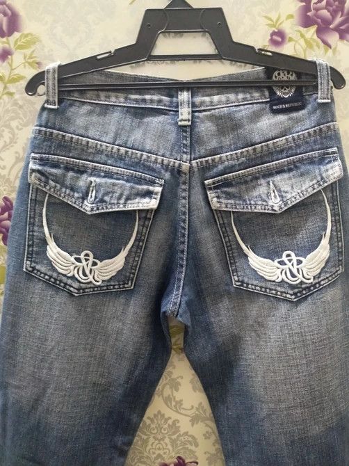 Rock & Republic ROCK& REPUBLIC JEANS EMBROIDERED LOGO BACK Size US 31 - 1 Thumbnail