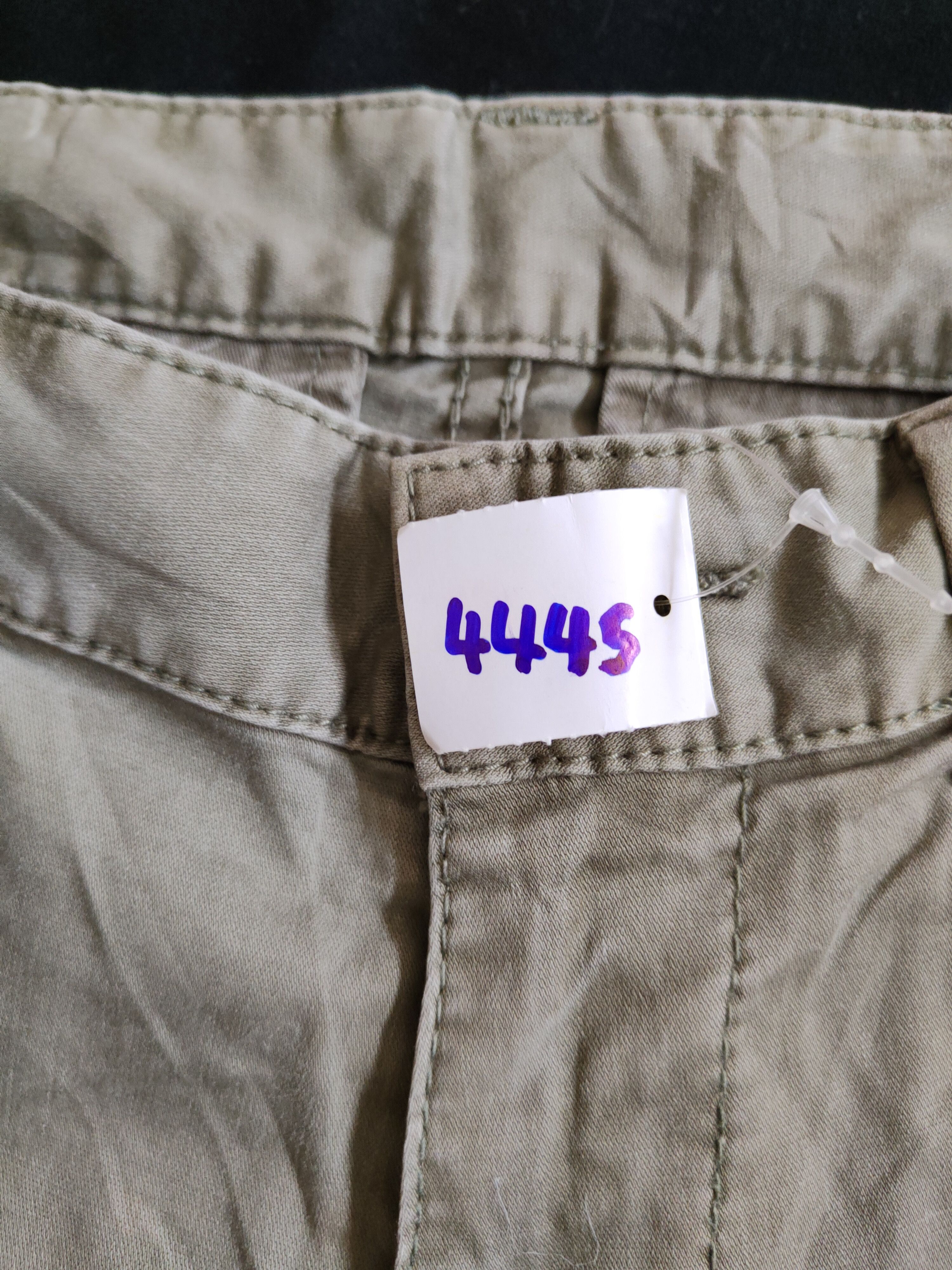 Japanese Brand × Uniqlo Uniqlo Army utility multipocket tactical Green Pant #4445 Size 25" / US 0 / IT 36 - 15 Thumbnail