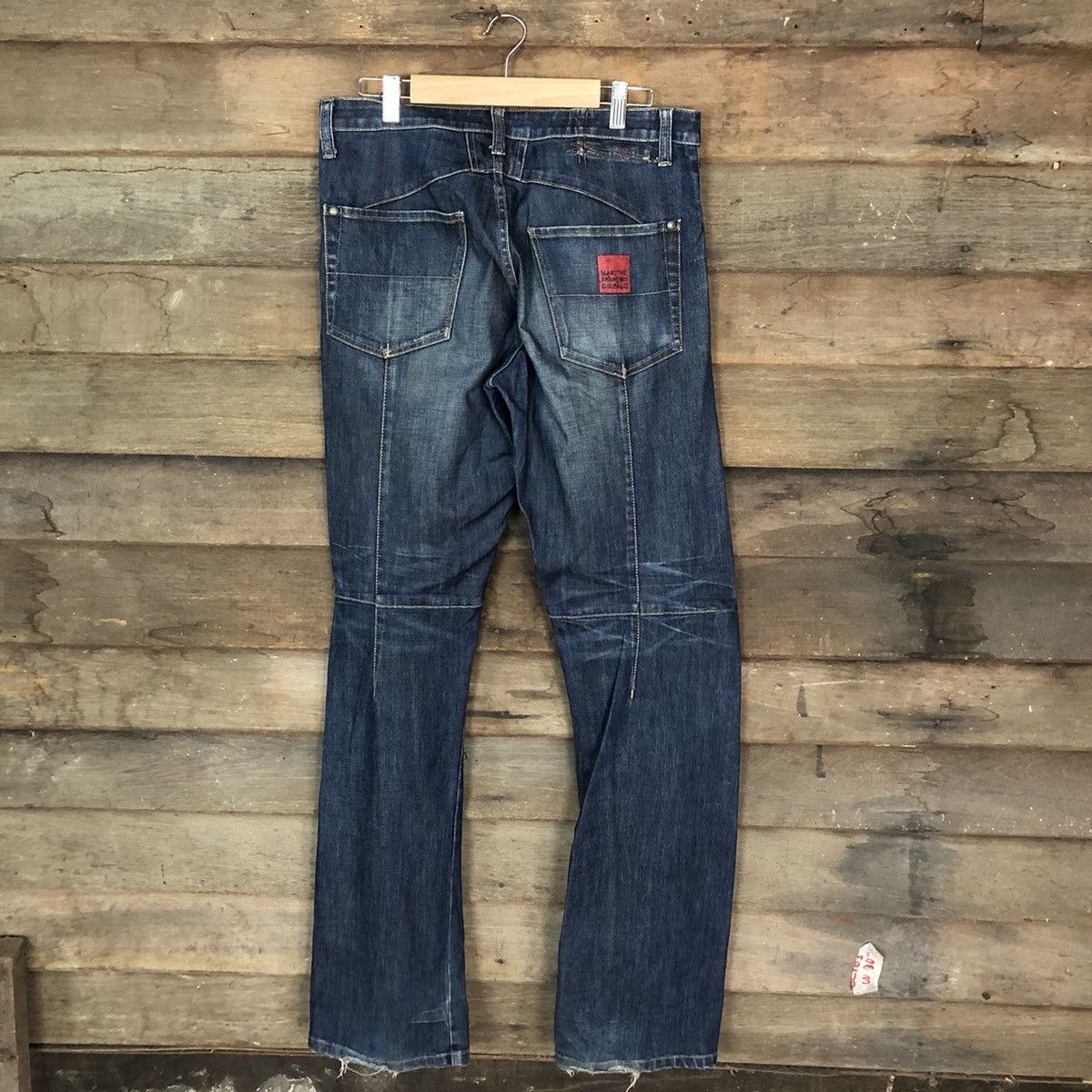 DL Marithe Francios Girbaund ripped Distressed Denim #5099