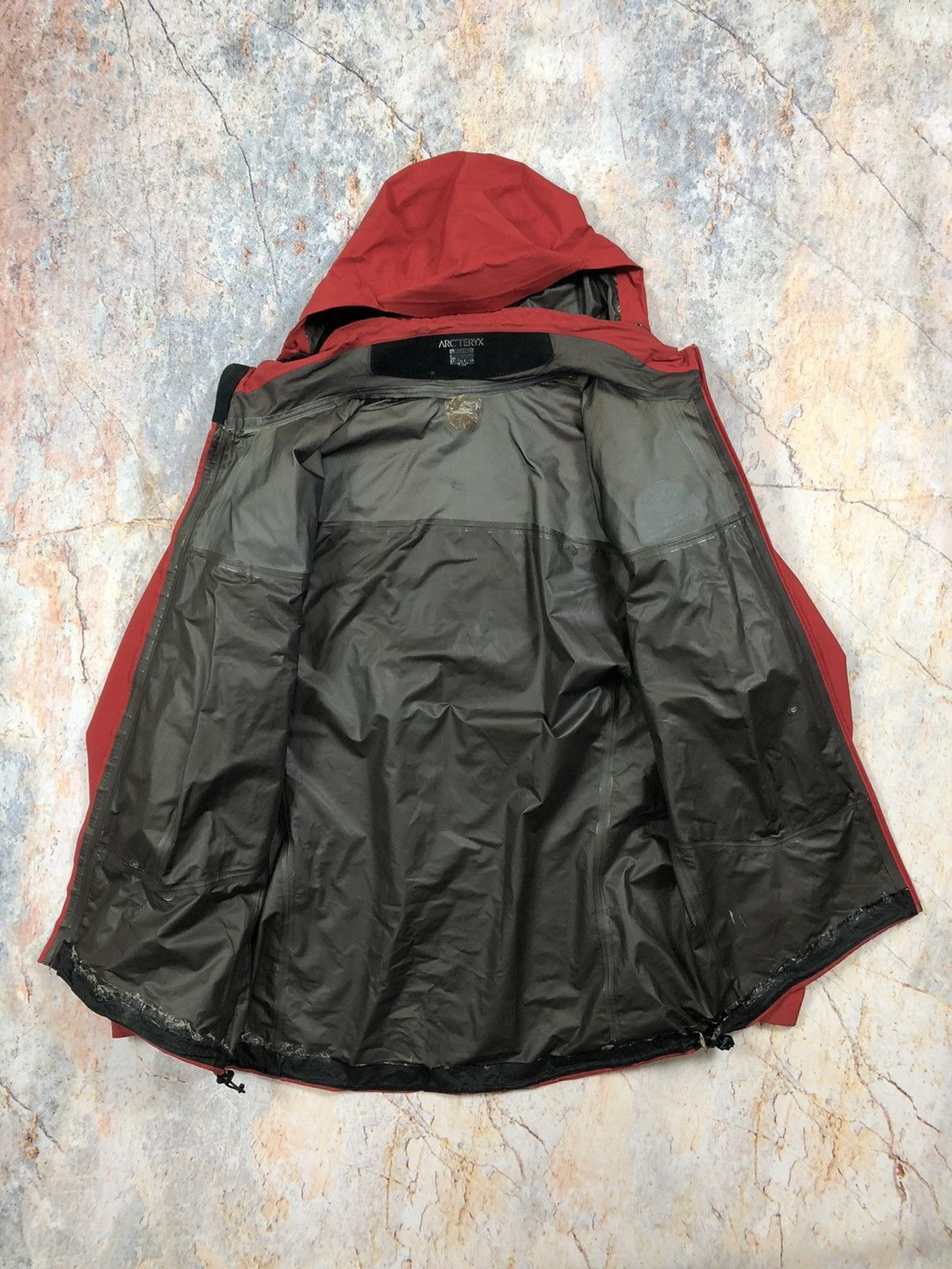 Arc'teryx Arcteryx men red gore Tex jacket Size US XL / EU 56 / 4 - 3 Thumbnail