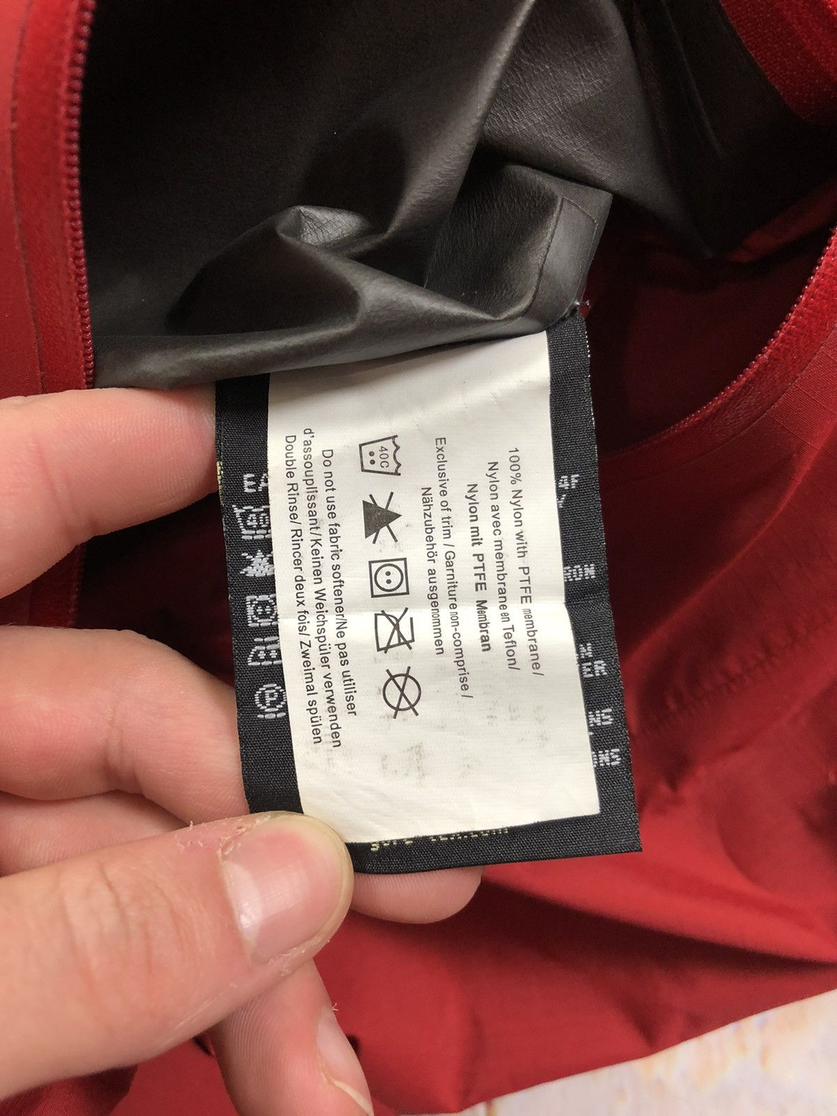 Arc'teryx Arcteryx men red gore Tex jacket Size US XL / EU 56 / 4 - 5 Thumbnail