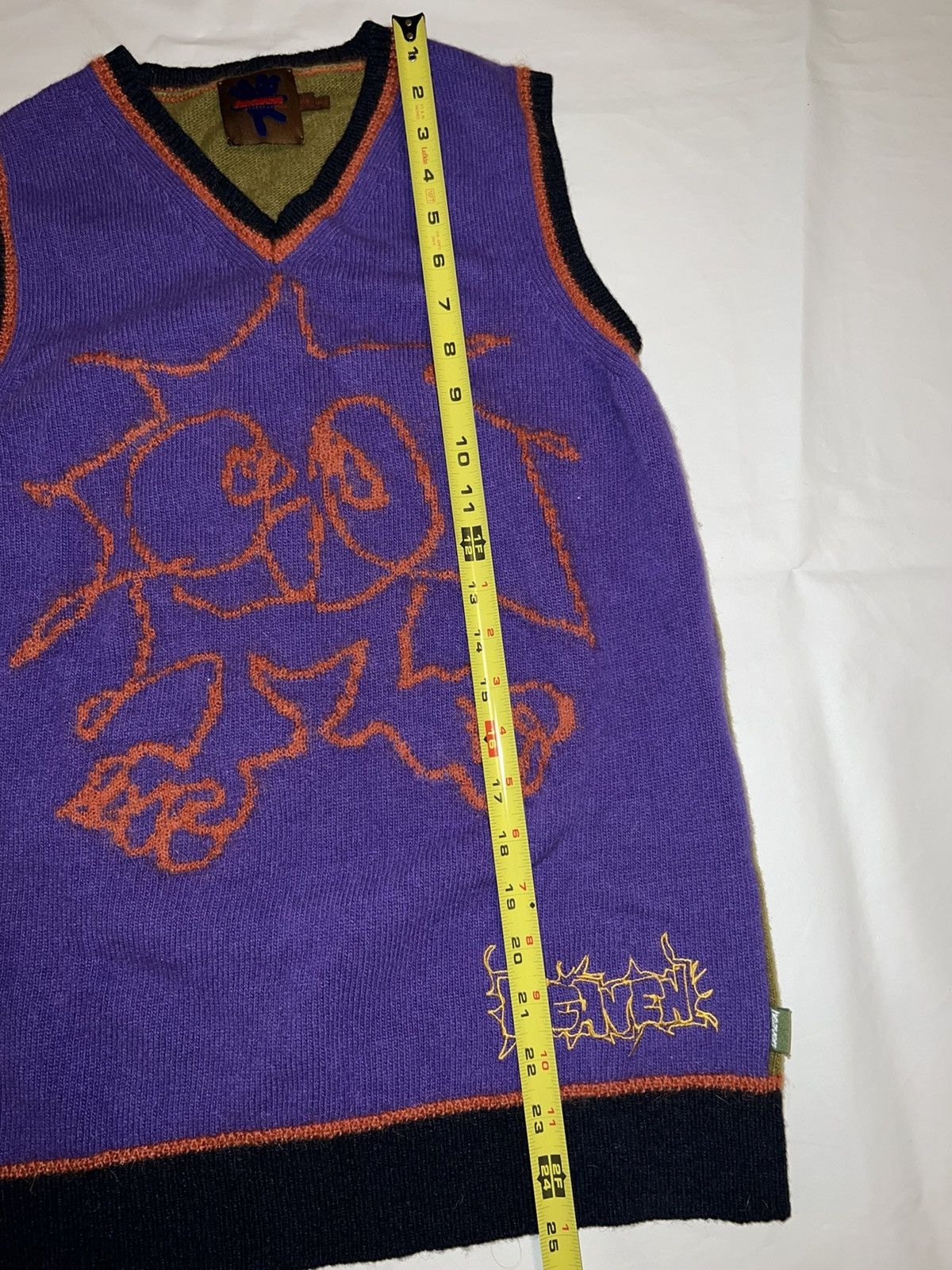Marc Jacobs Heaven by Marc Jacobs Scribbly Friends Sweater Vest Size US XS / EU 42 / 0 - 5 Thumbnail