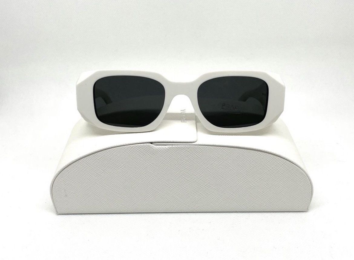 Prada × Vintage Prada Symbole sunglasses SPR 17W 1425S0 49. New Collection Size ONE SIZE - 4 Thumbnail