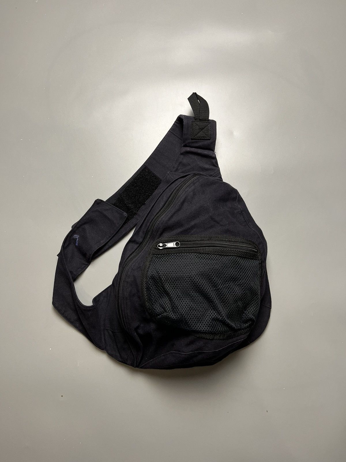 Other Vintage multi pocket Avantgarde black sling bag Y2K Size ONE SIZE - 1 Thumbnail