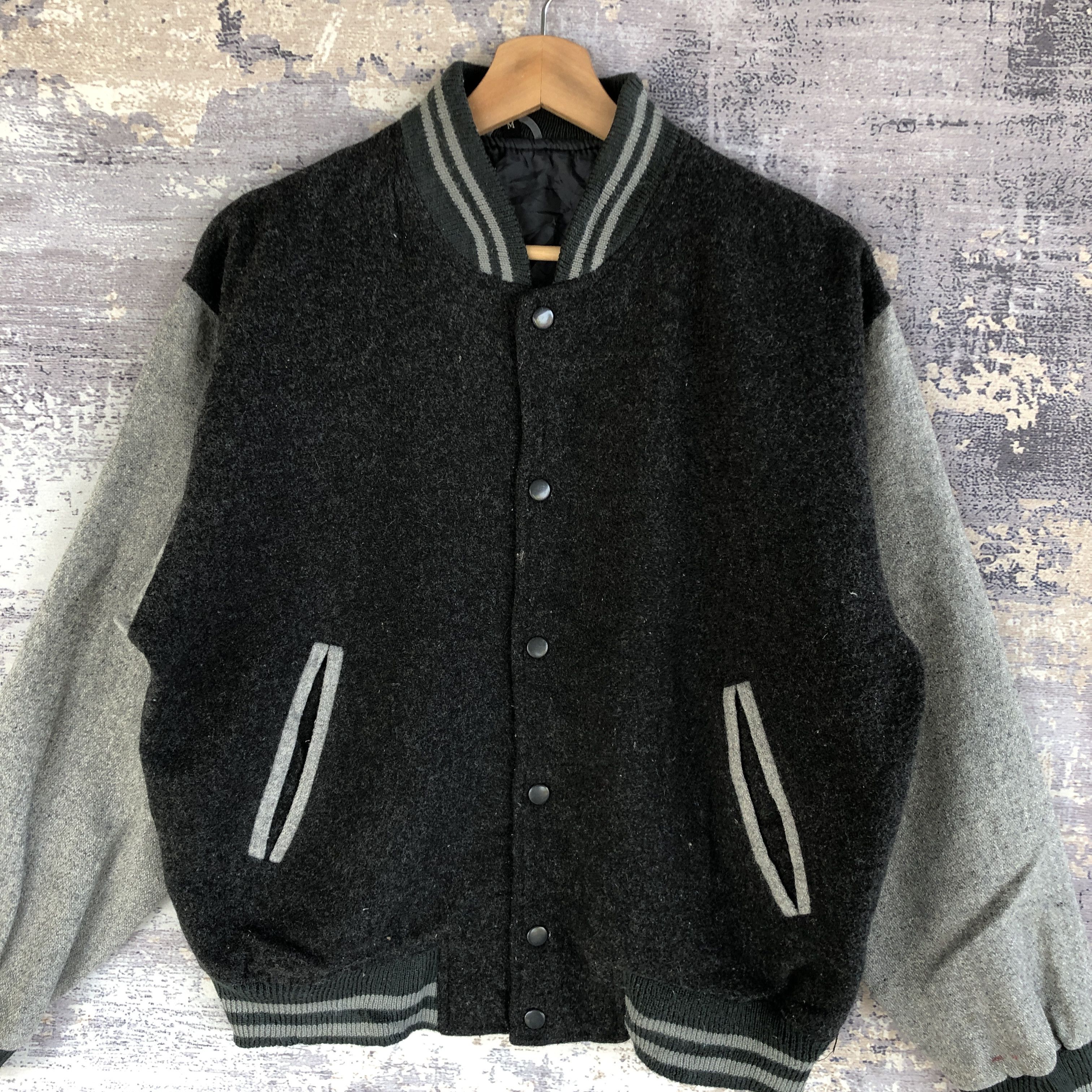 Japanese Brand × Vintage Vintage Japanese Varsity Jacket Japanese Bomber Wool Jackets Size US M / EU 48-50 / 2 - 4 Thumbnail