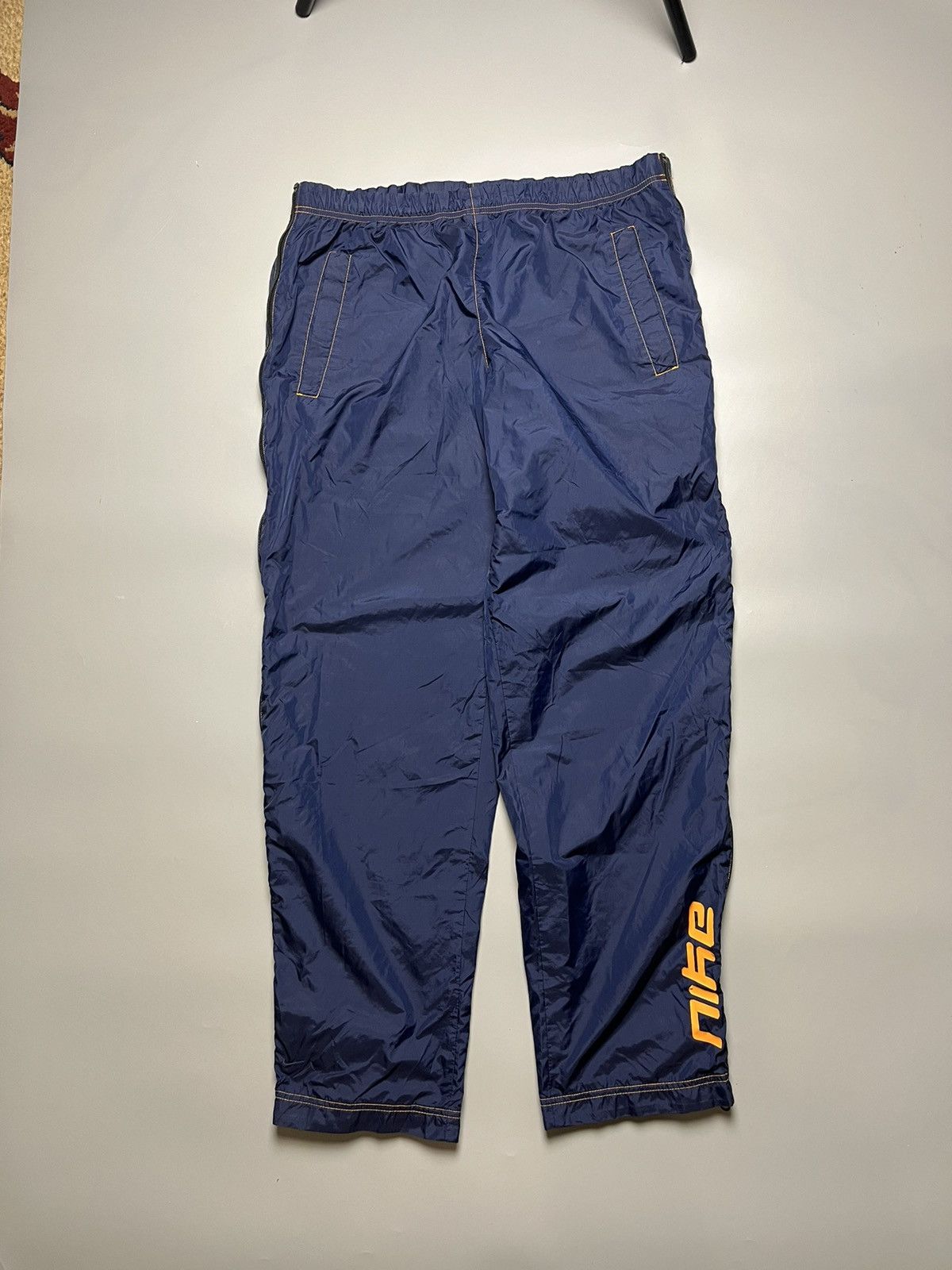 Nike Vintage Nike Nylon Track Pants Small Swoosh Logo Sz L Size US 36 / EU 52 - 1 Thumbnail