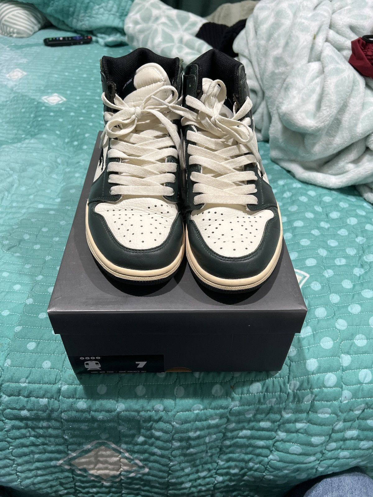 Oree New York Oree Nyc custom Jordan 1 Size US 7 / EU 40 - 4 Thumbnail