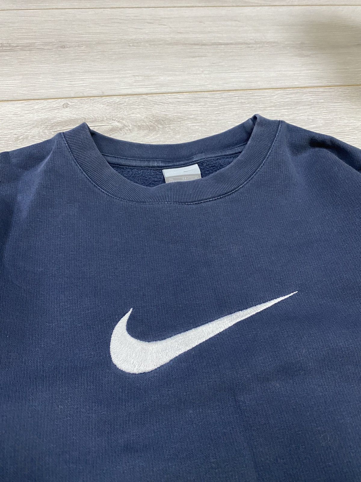 Nike Nike vintage big swoosh sweatshirt Size US S / EU 44-46 / 1 - 3 Thumbnail