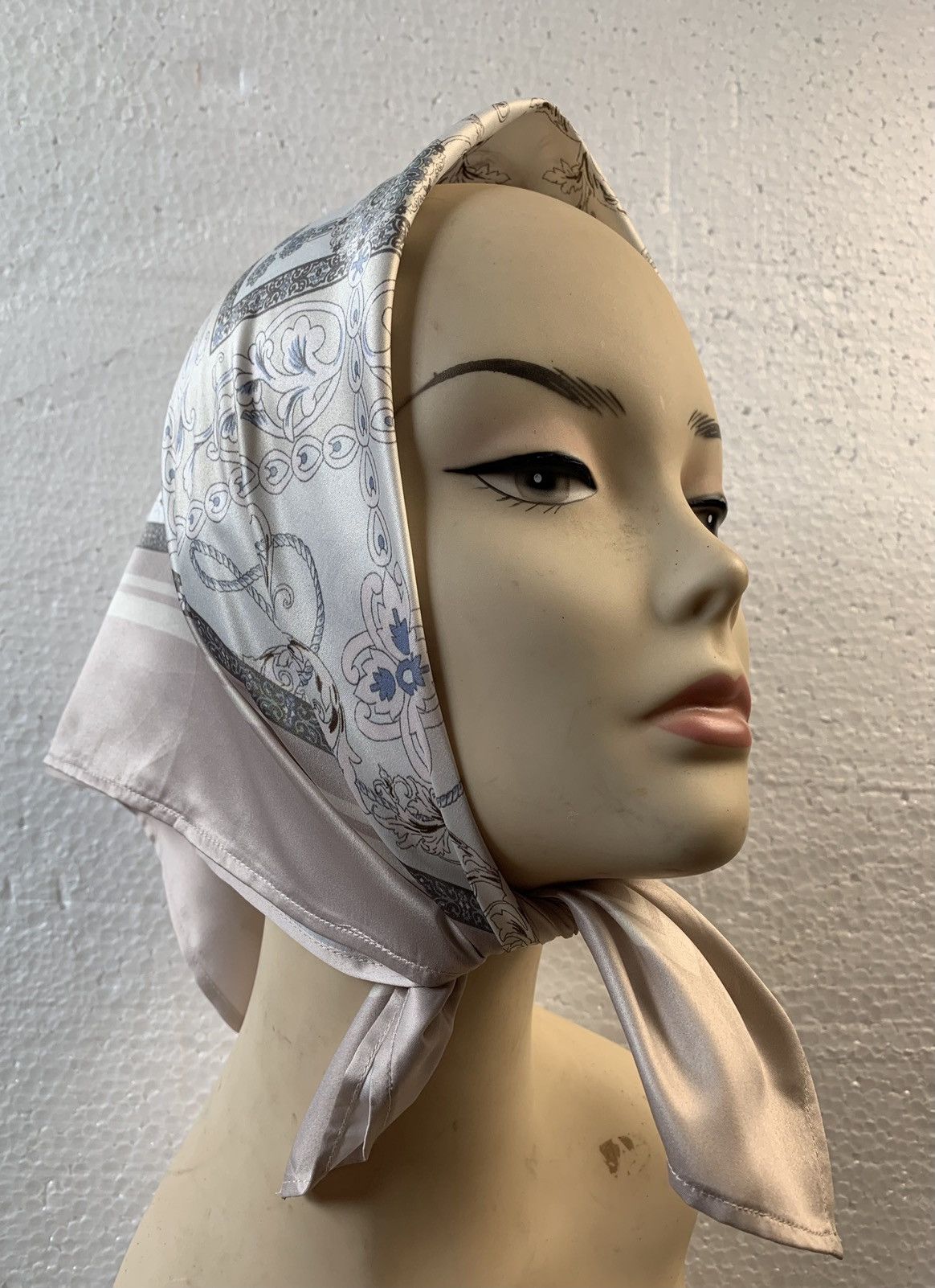 Vintage Mecuryduo Handkerchief Pocketsquare Size ONE SIZE - 1 Thumbnail