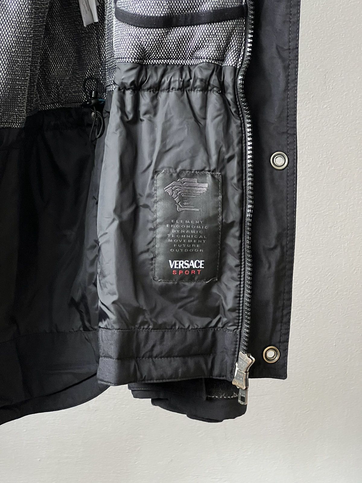 Versace Vintage Versace Sport Archive Nylon Black Jacket RARE Size US M / EU 48-50 / 2 - 14 Thumbnail