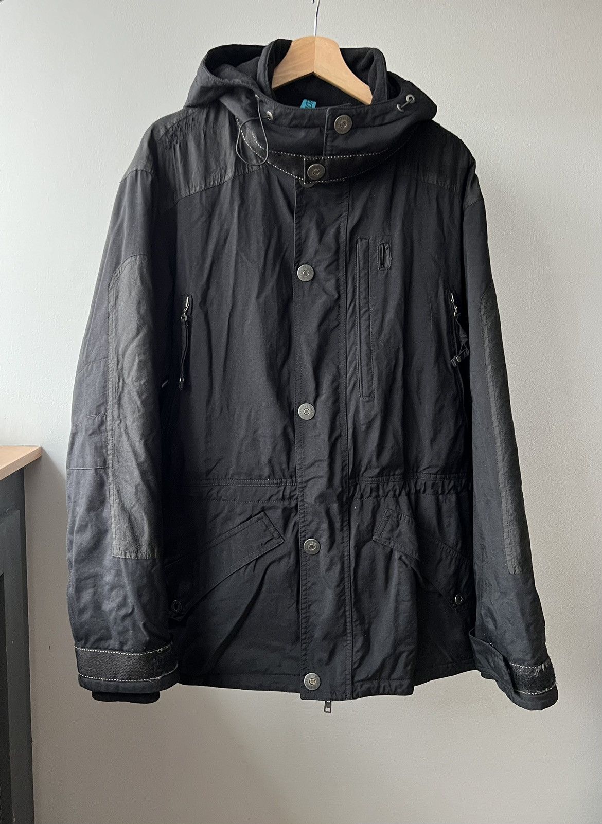 Versace Vintage Versace Sport Archive Nylon Black Jacket RARE Size US M / EU 48-50 / 2 - 1 Thumbnail
