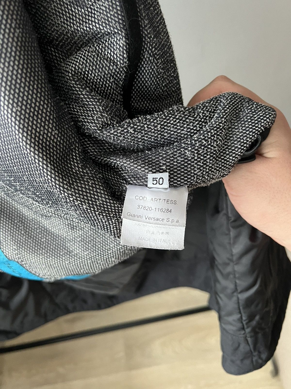 Versace Vintage Versace Sport Archive Nylon Black Jacket RARE Size US M / EU 48-50 / 2 - 15 Thumbnail