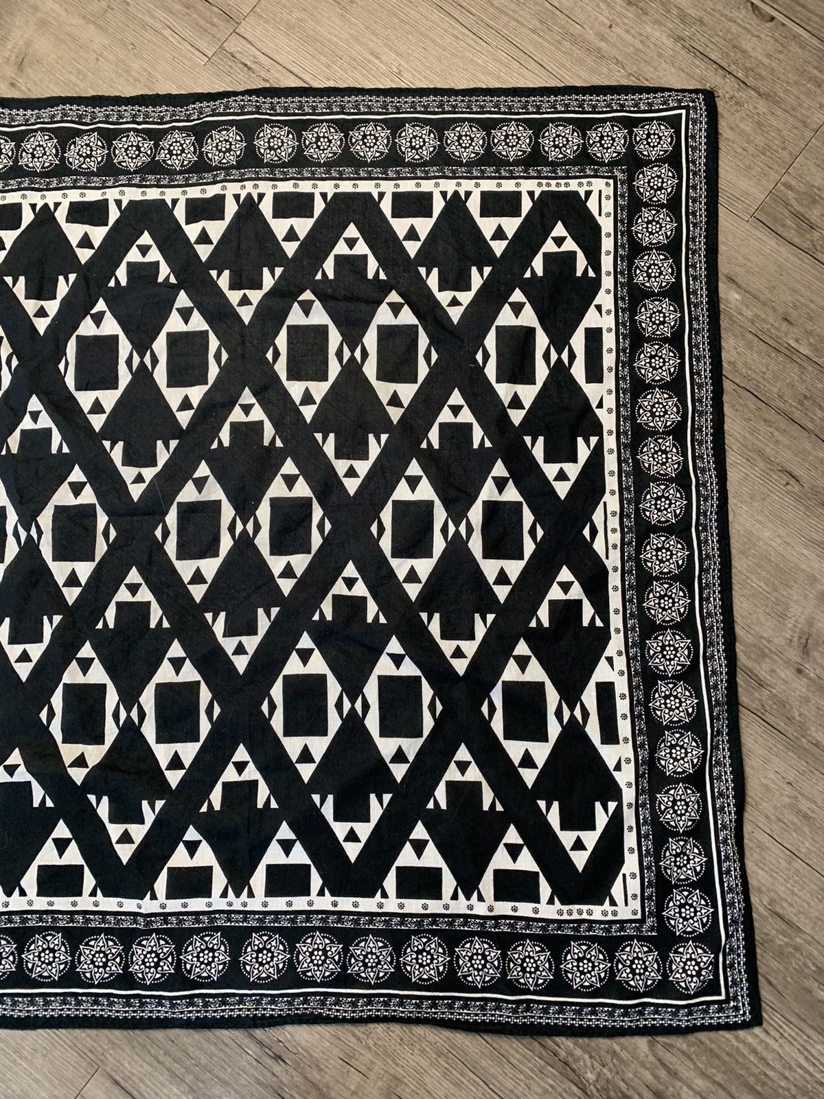 H&M HM Scarf Handkerchief Neckerchief Bandana Size ONE SIZE - 3 Thumbnail
