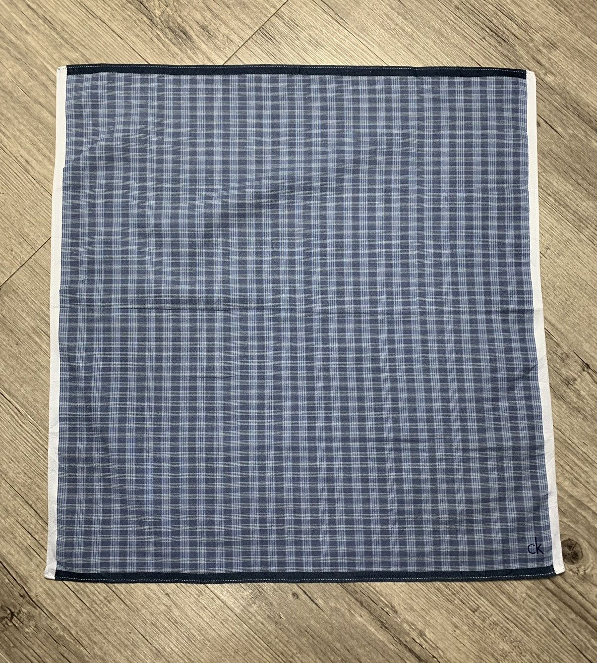 Calvin Klein Calvin Klein Handkerchief Pocketsquares Neckerchief Size ONE SIZE - 2 Thumbnail