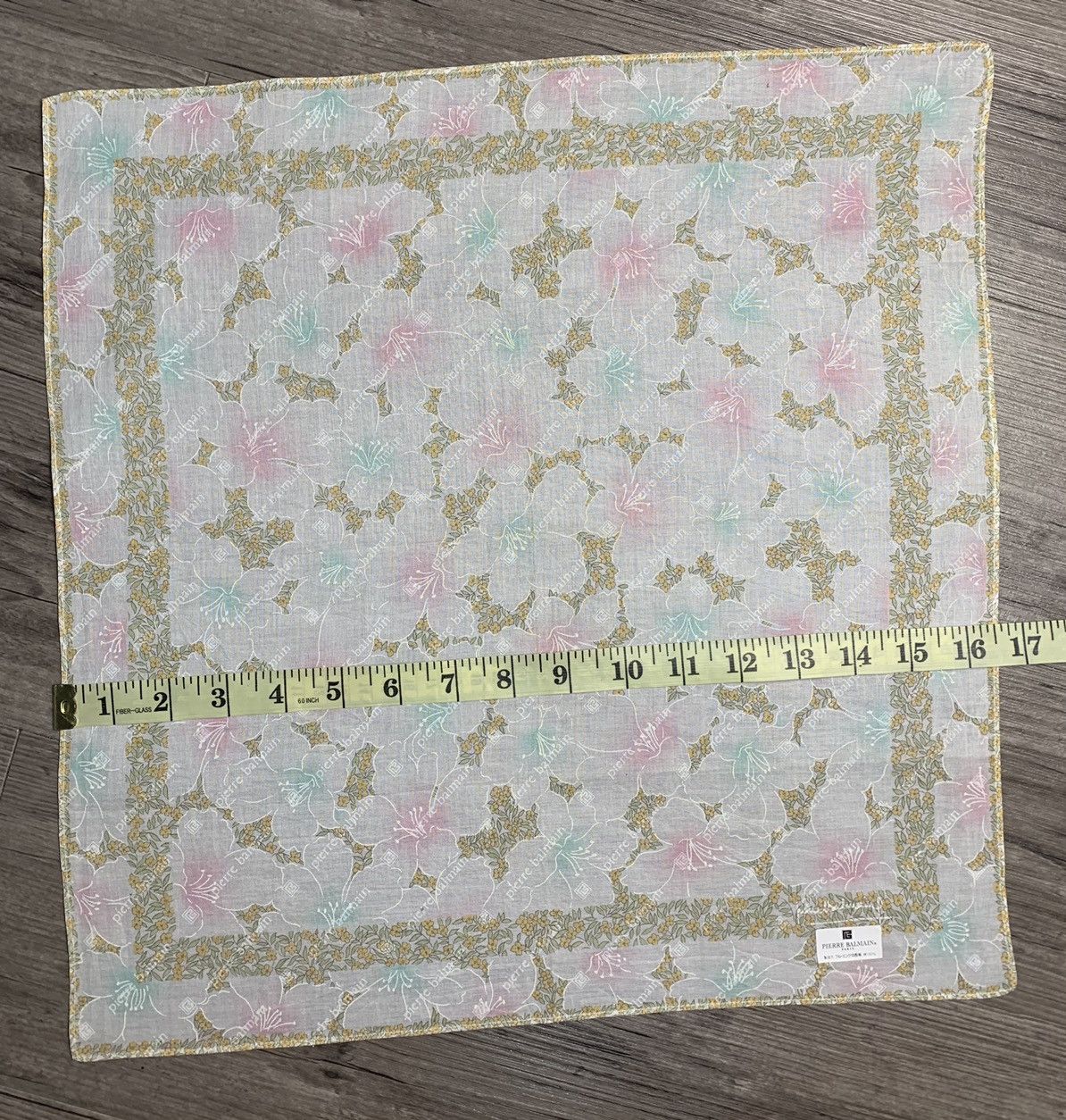 Pierre Balmain Pierre Balmain Handkerchief Neckerchief Pocketsquares Size ONE SIZE - 5 Thumbnail