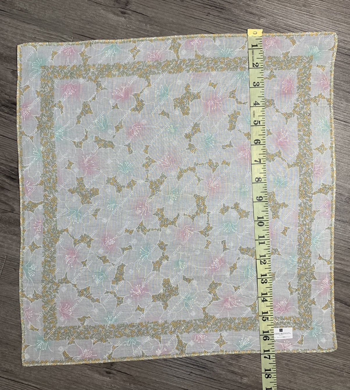 Pierre Balmain Pierre Balmain Handkerchief Neckerchief Pocketsquares Size ONE SIZE - 6 Thumbnail
