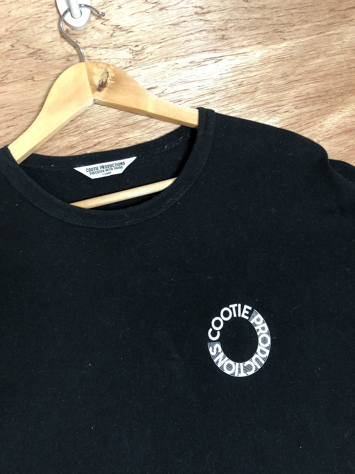 Vintage Cootie Productions Oversize/Baggy & Big Logo Design