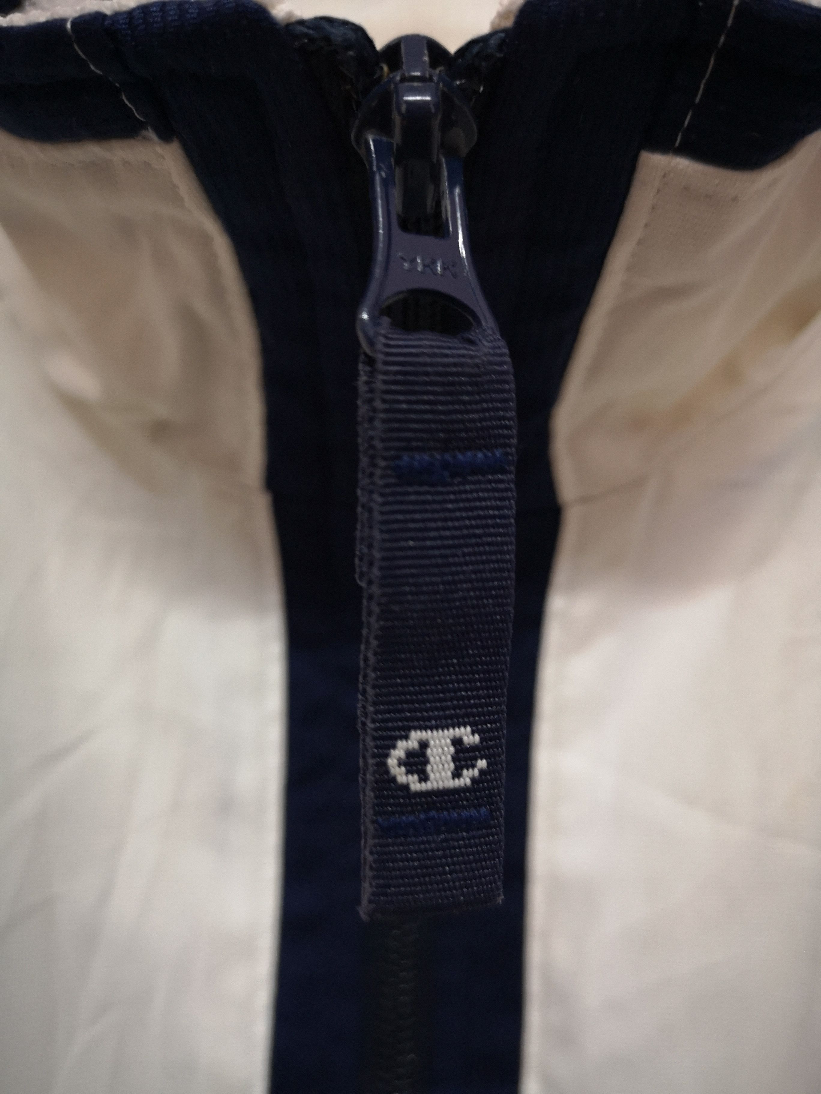 Champion Vintage CHAMPION PRODUCTS Windbreaker Zipper Jacket Size US M / EU 48-50 / 2 - 6 Thumbnail