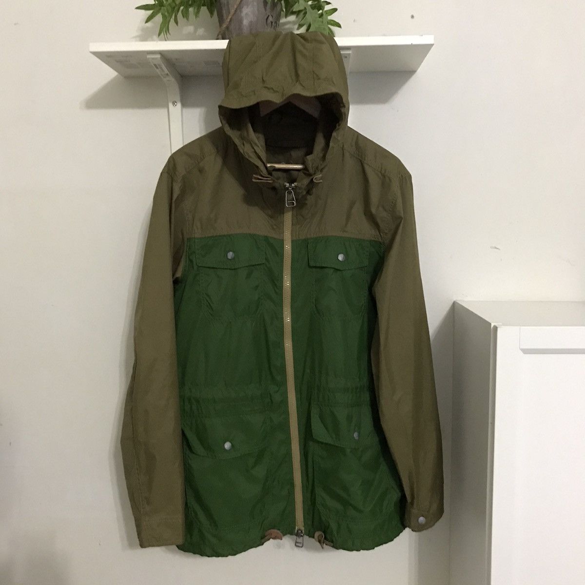 Eddie Bauer Nylon Hoodie Parka Lightweight Jacket