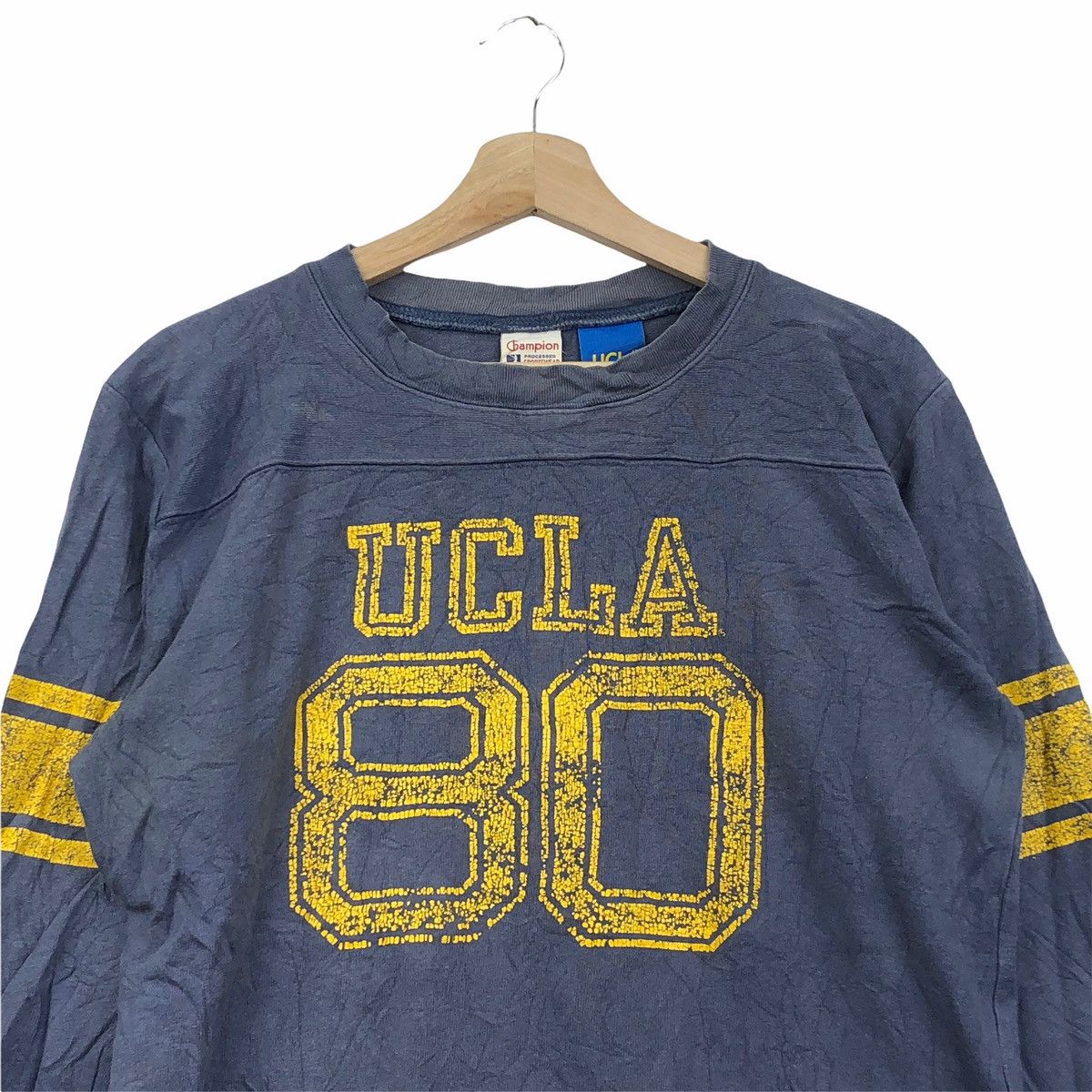Champion Vintage CHAMPION SPORTSWEAR UCLA Bruins Running Man Size US L / EU 52-54 / 3 - 3 Thumbnail