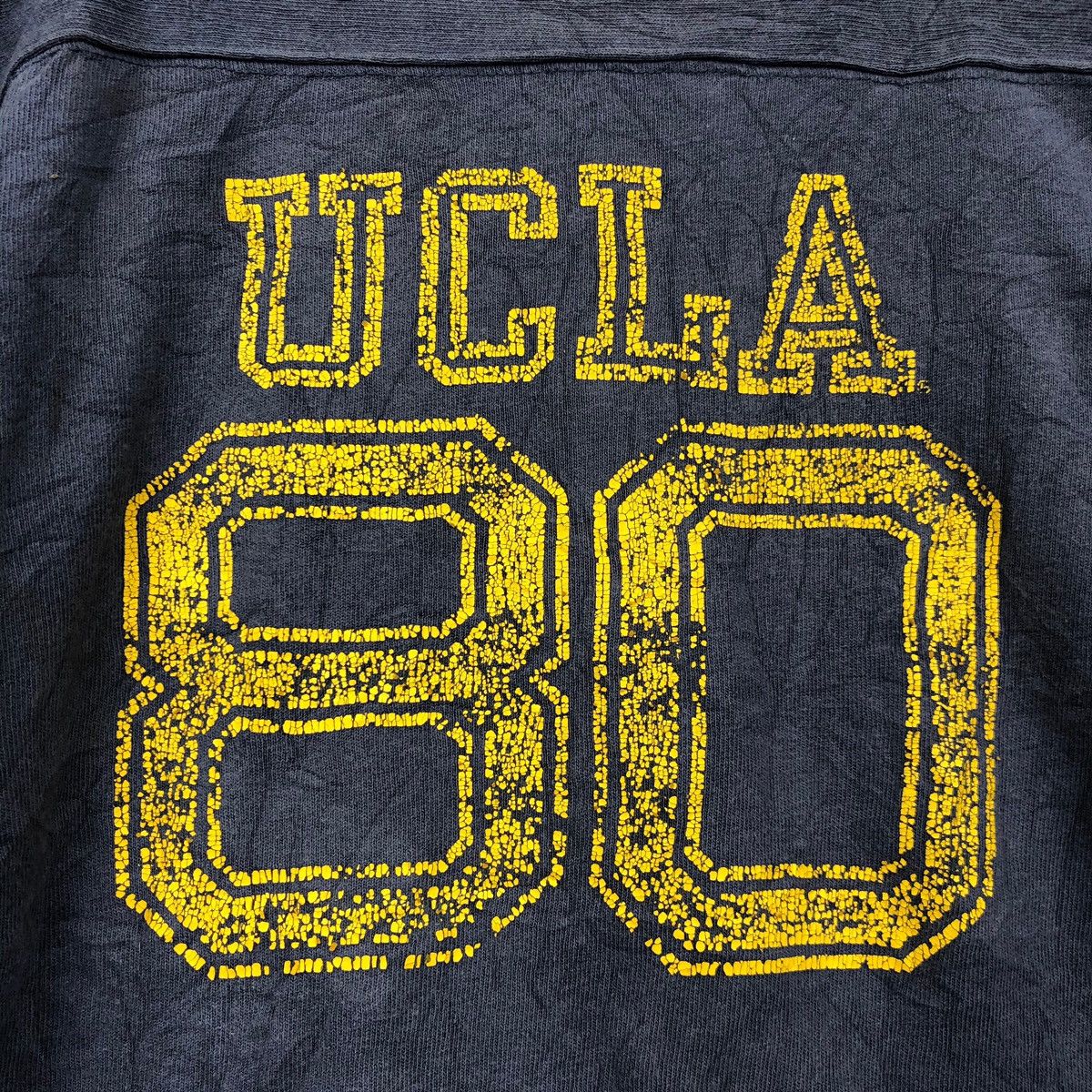 Champion Vintage CHAMPION SPORTSWEAR UCLA Bruins Running Man Size US L / EU 52-54 / 3 - 5 Thumbnail