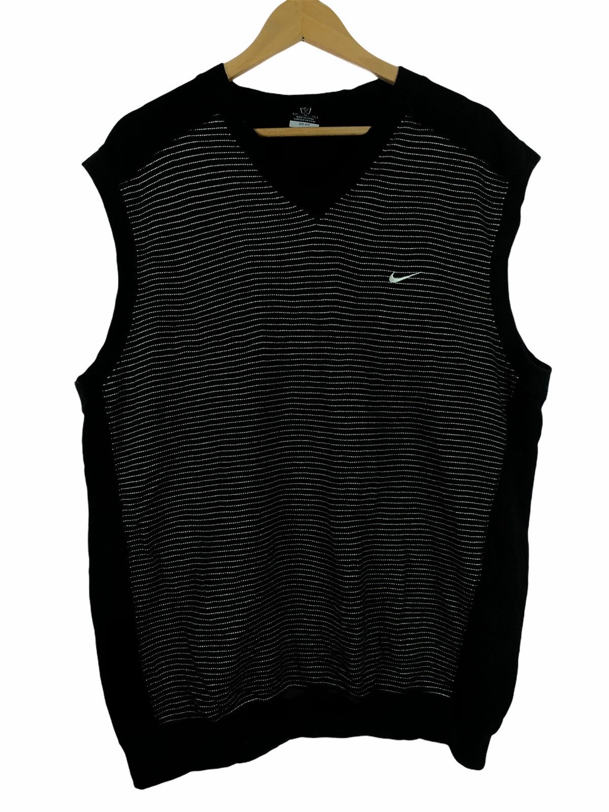 Nike NIKE SMALL LOGO STRIPES SLEEVELESS BLACK SWEATSHIRT Size US XL / EU 56 / 4 - 1 Thumbnail
