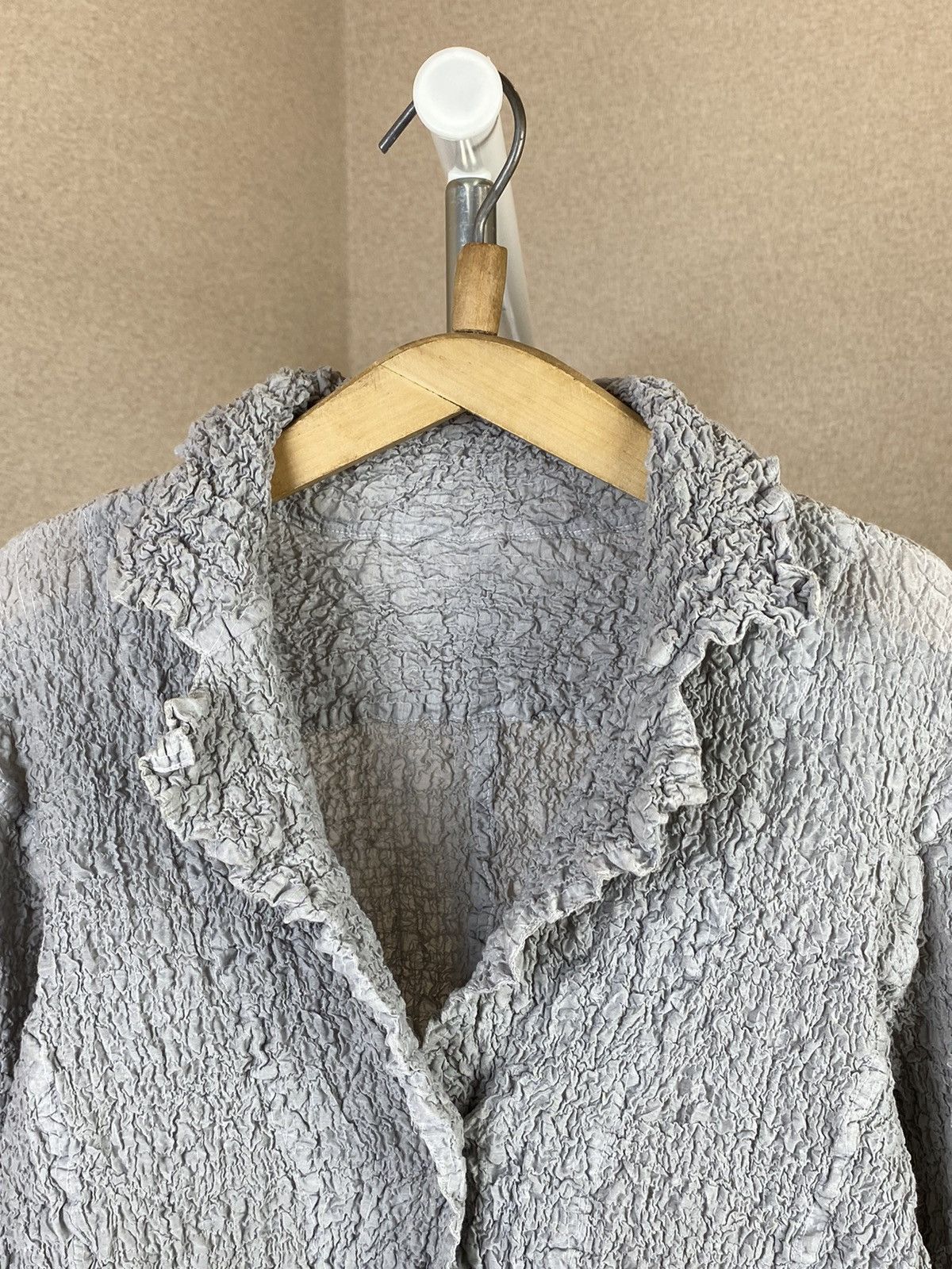 Issey Miyake Issey Miyake Cauliflower pleated grey cardigan jacket Size M / US 6-8 / IT 42-44 - 4 Thumbnail